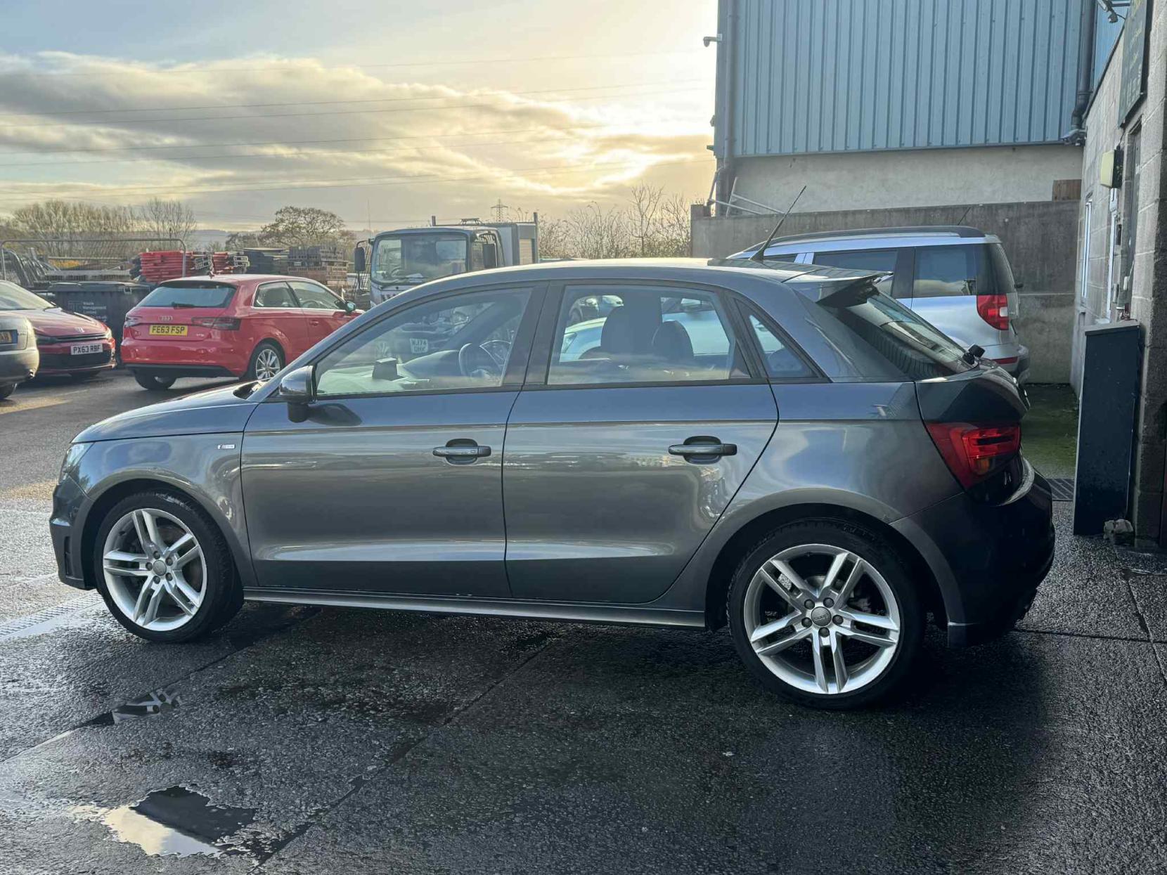 Audi A1 2.0 TDI S line Sportback 5dr Diesel Manual Euro 5 (s/s) (143 ps)