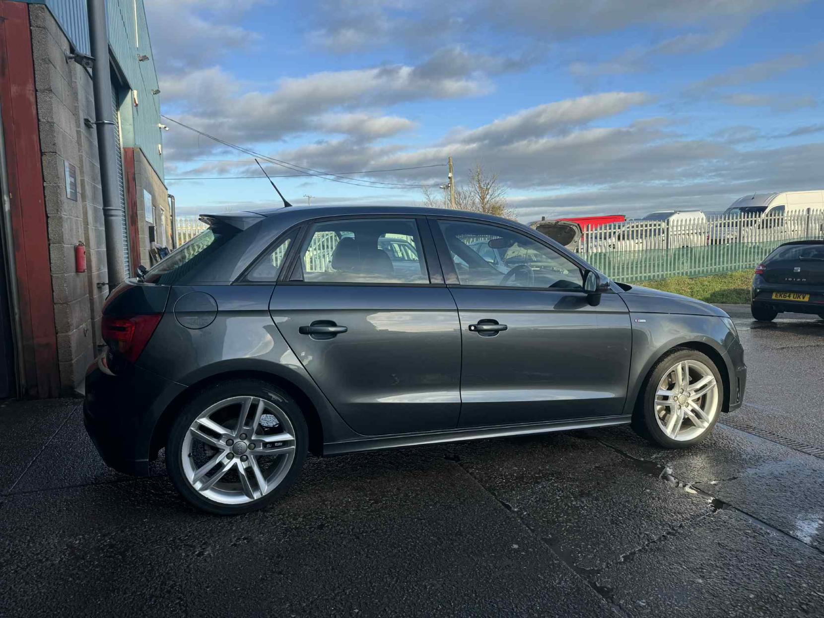 Audi A1 2.0 TDI S line Sportback 5dr Diesel Manual Euro 5 (s/s) (143 ps)