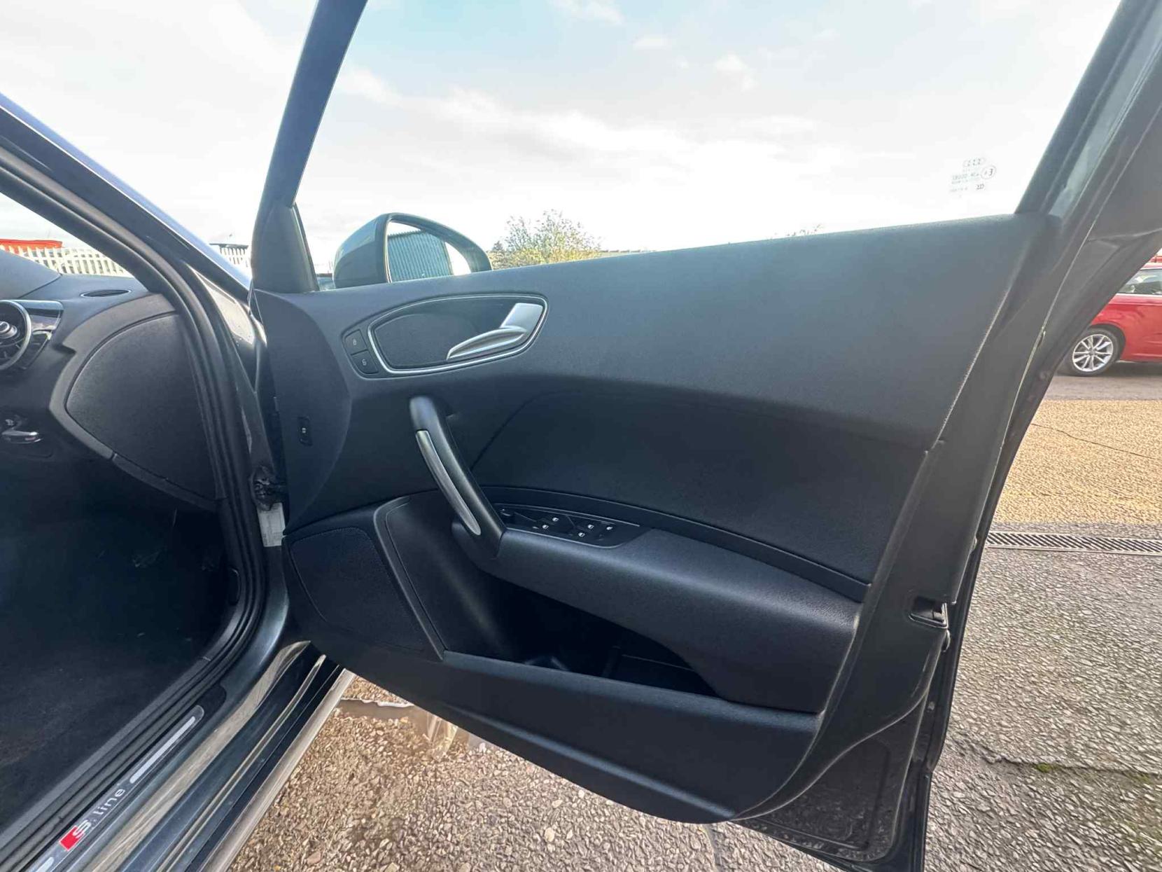 Audi A1 2.0 TDI S line Sportback 5dr Diesel Manual Euro 5 (s/s) (143 ps)