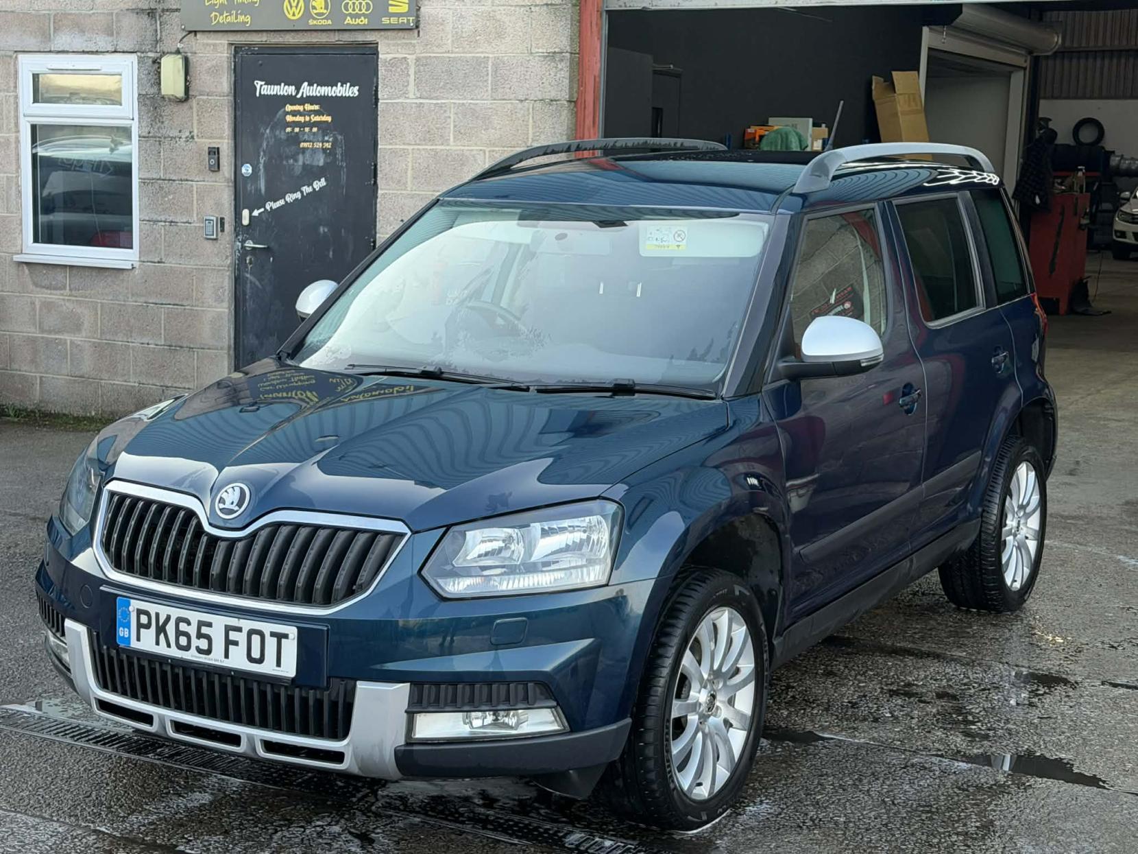 Skoda Yeti 1.2 TSI SE Outdoor 5dr Petrol DSG Euro 6 (s/s) (110 ps)