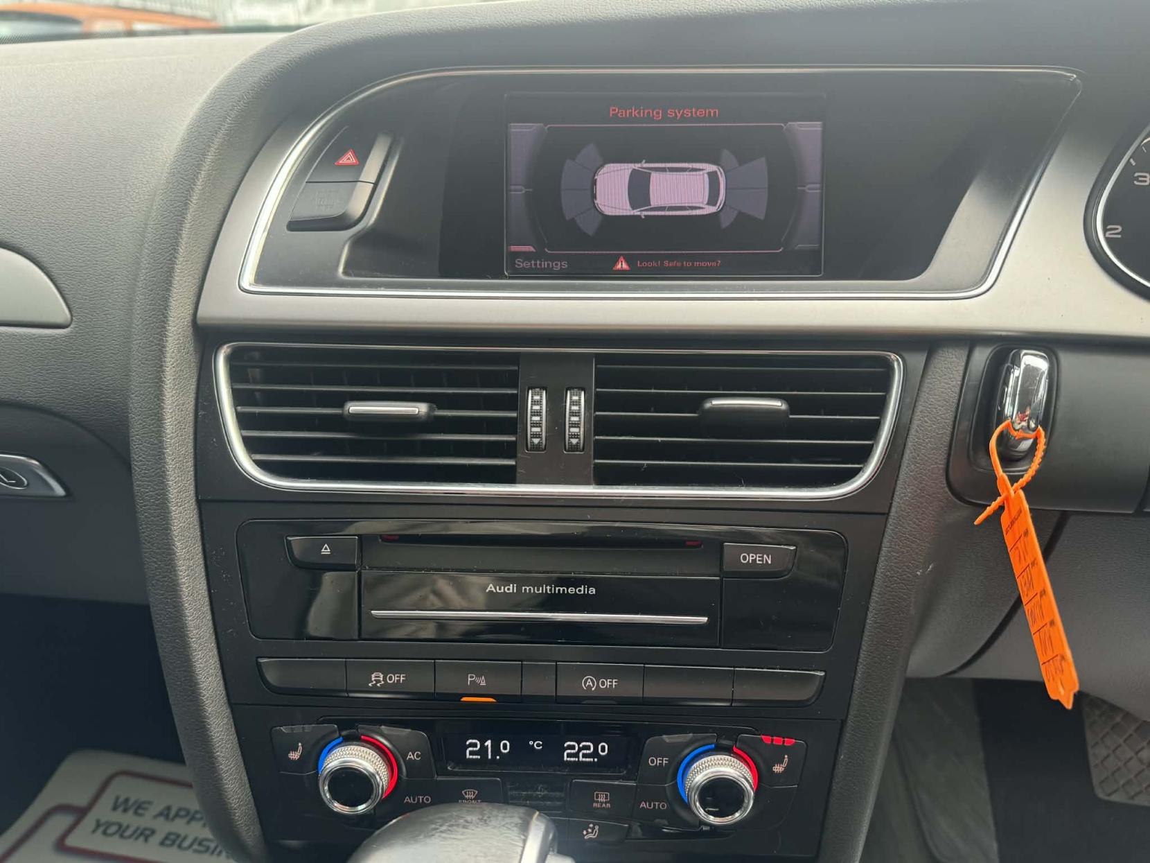 Audi A4 Allroad 3.0 TDI V6 Estate 5dr Diesel S Tronic quattro Euro 5 (s/s) (245 ps)