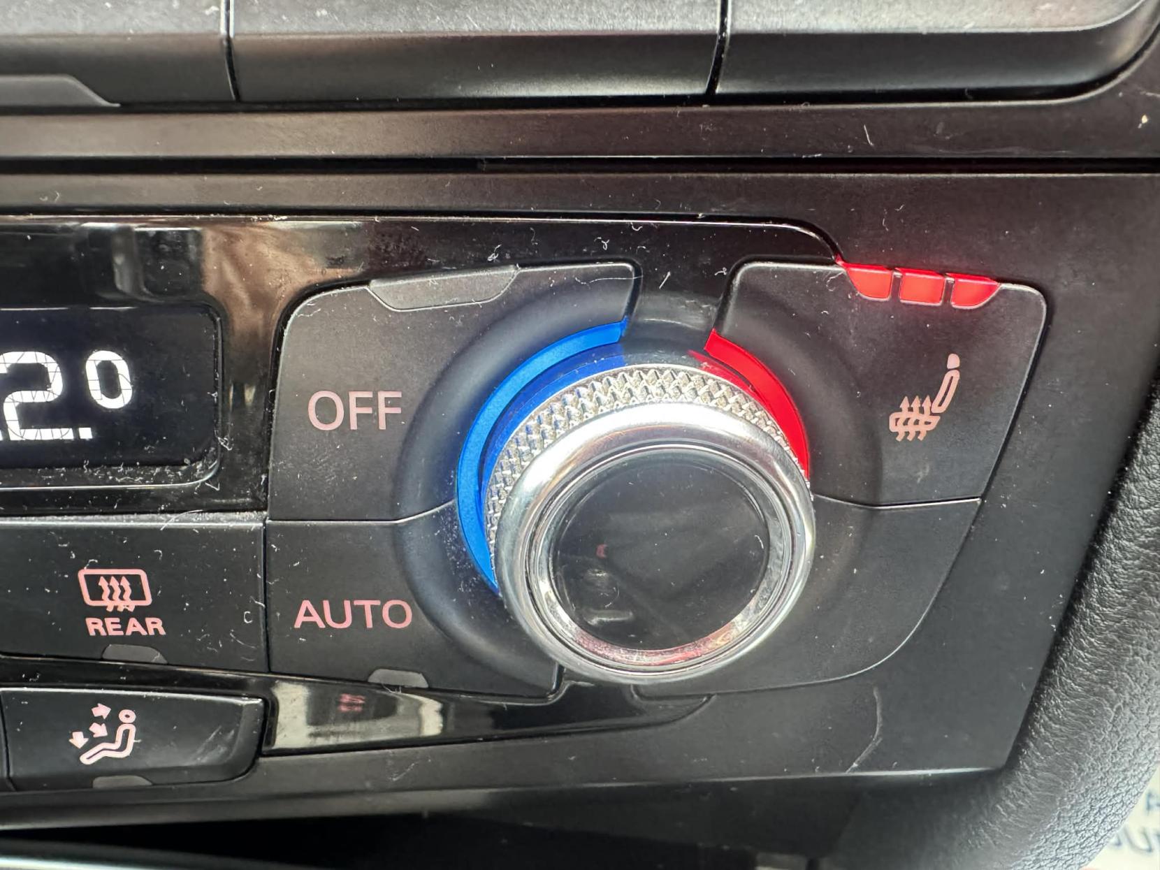 Audi A4 Allroad 3.0 TDI V6 Estate 5dr Diesel S Tronic quattro Euro 5 (s/s) (245 ps)