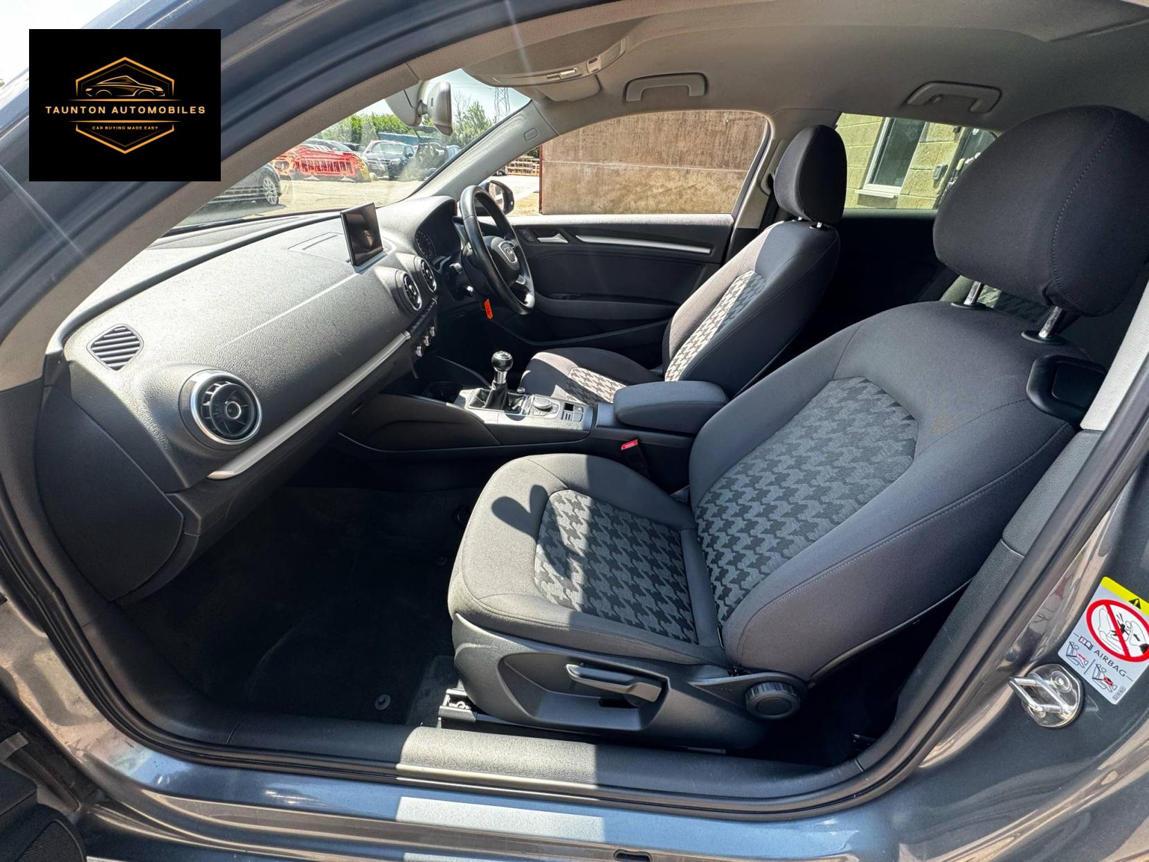 Audi A3 1.4 TFSI SE Hatchback 3dr Petrol Manual Euro 5 (s/s) (122 ps)