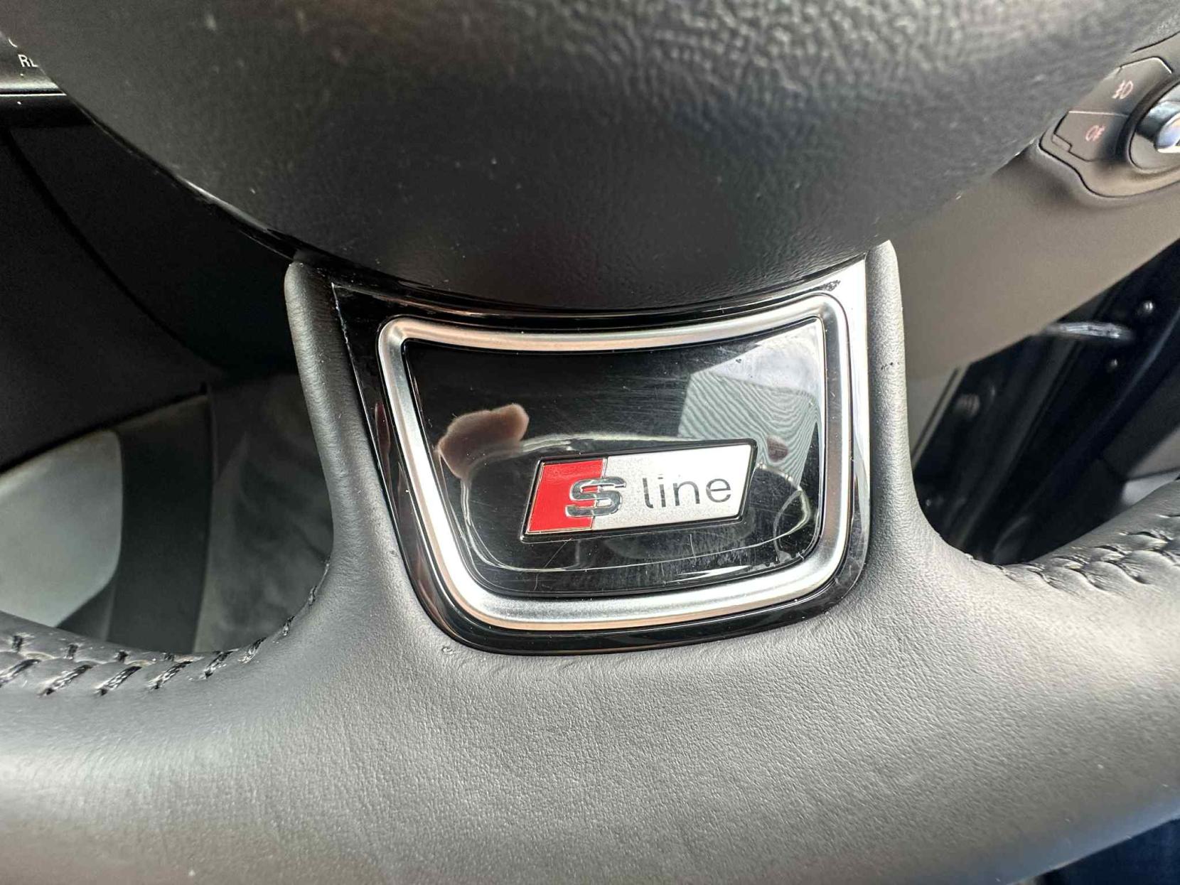 Audi Q5 2.0 TDI S line Plus SUV 5dr Diesel Manual quattro Euro 5 (s/s) (150 ps)
