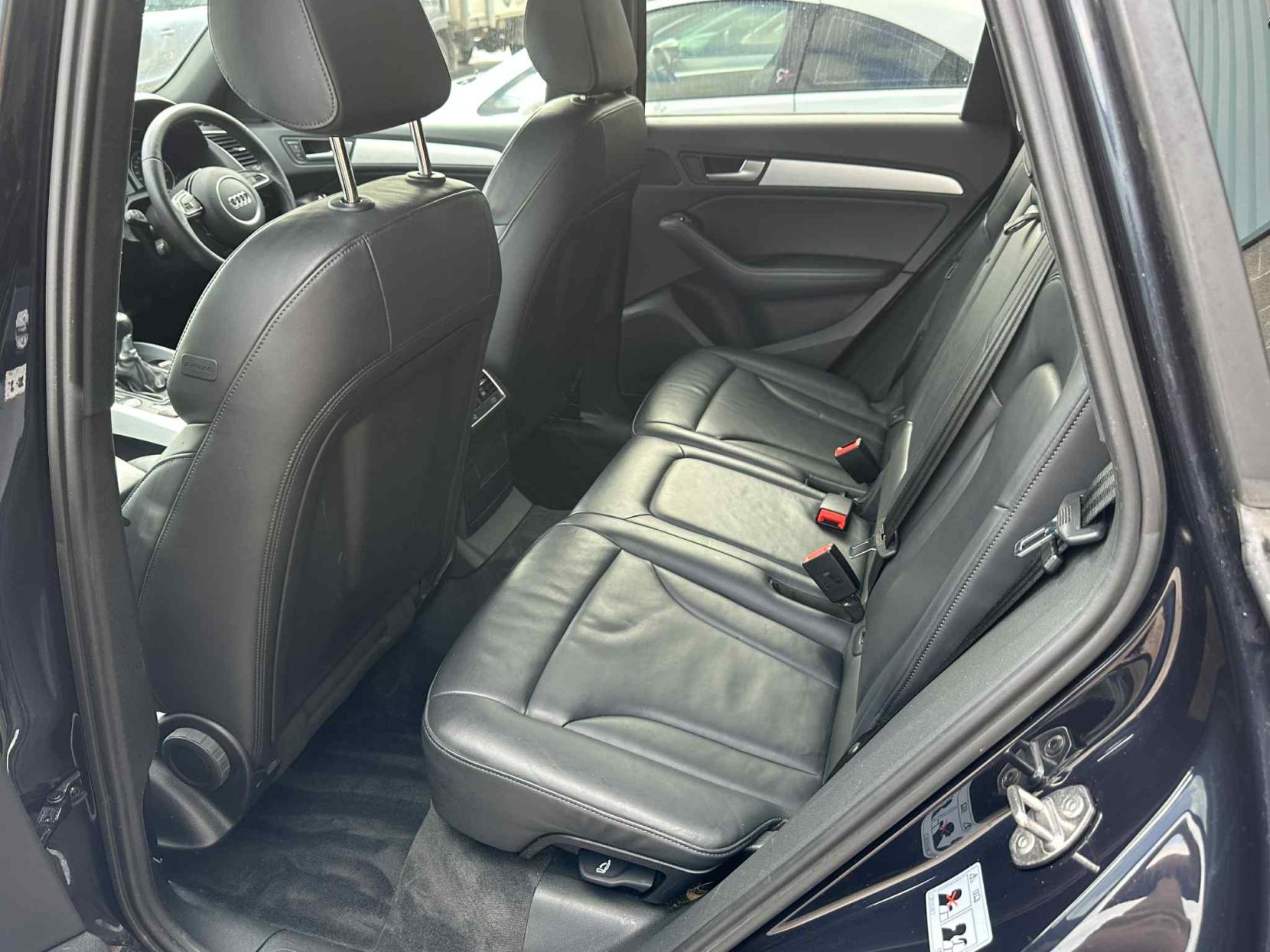 Audi Q5 2.0 TDI S line Plus SUV 5dr Diesel Manual quattro Euro 5 (s/s) (150 ps)
