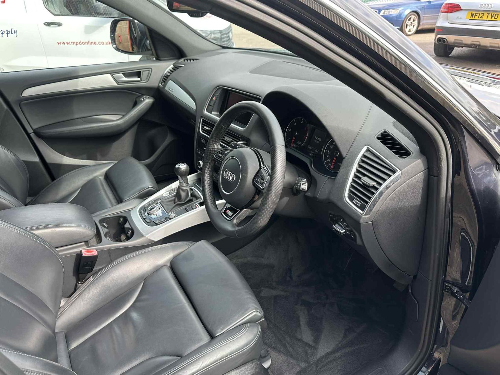 Audi Q5 2.0 TDI S line Plus SUV 5dr Diesel Manual quattro Euro 5 (s/s) (150 ps)