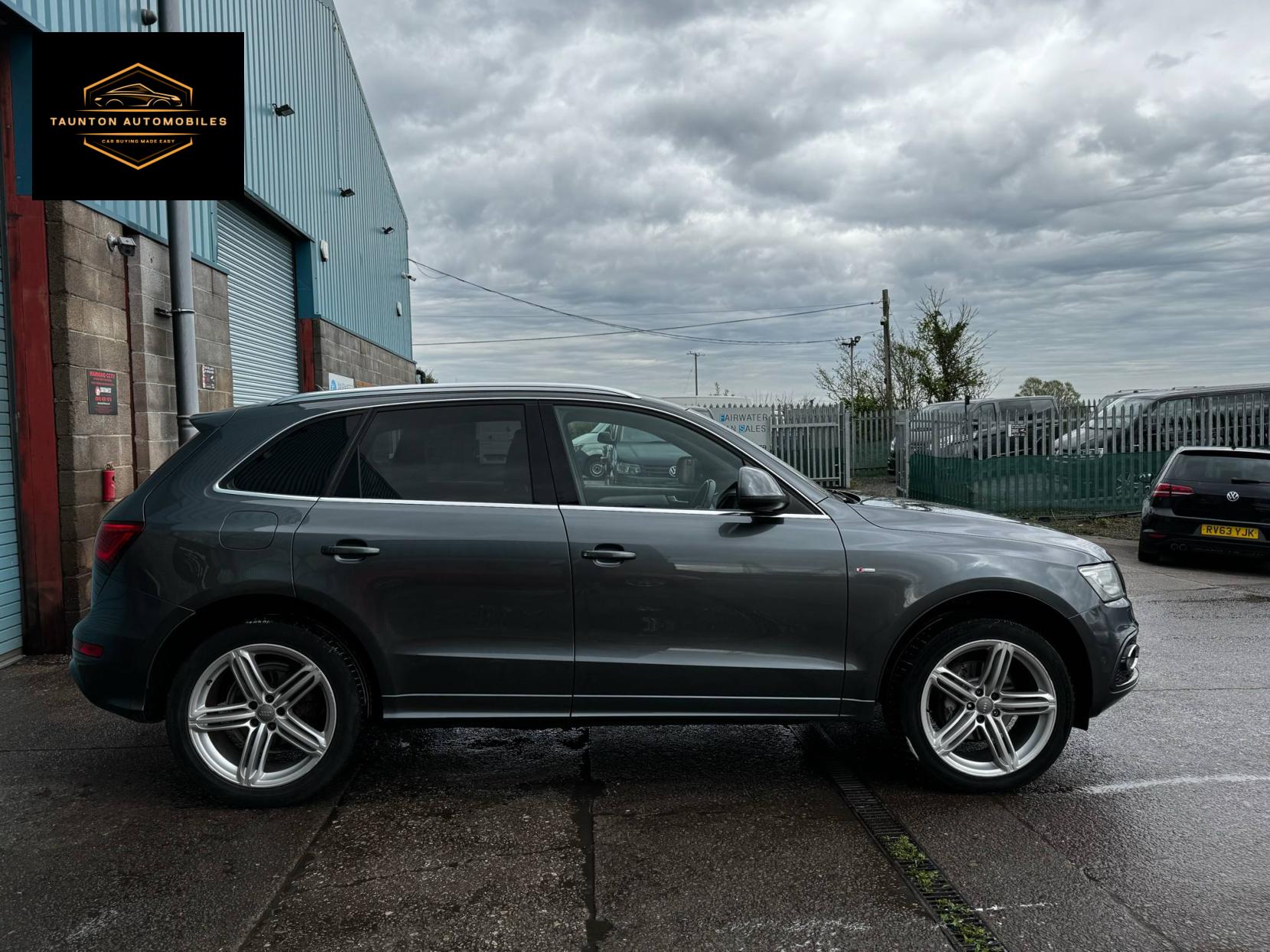 Audi Q5 2.0 TDI S line Plus SUV 5dr Diesel Manual quattro Euro 5 (s/s) (143 ps)