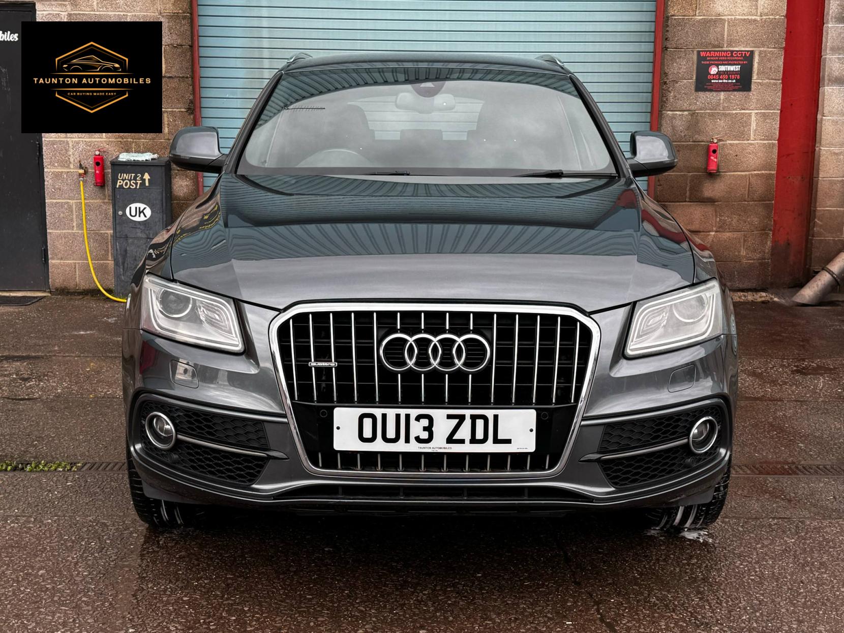 Audi Q5 2.0 TDI S line Plus SUV 5dr Diesel Manual quattro Euro 5 (s/s) (143 ps)
