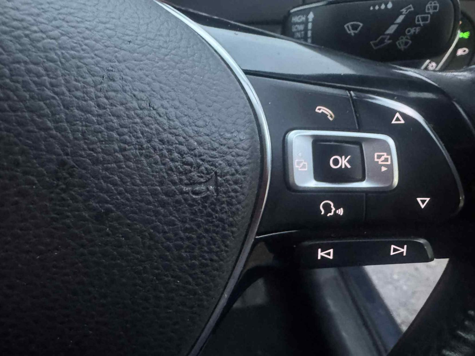 Volkswagen Golf 2.0 TDI BlueMotion Tech SE Estate 5dr Diesel DSG Euro 5 (s/s) (150 ps)