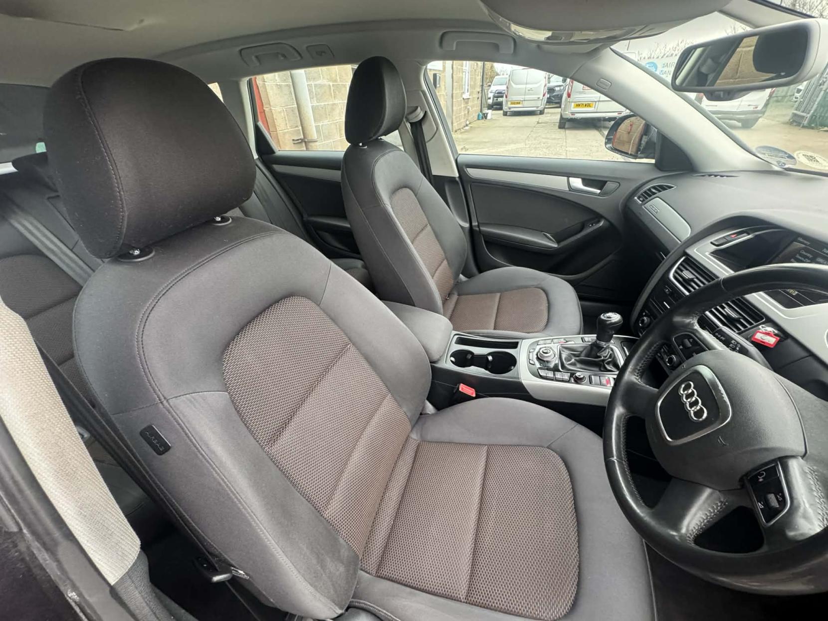 Audi A4 Allroad 2.0 TDI Estate 5dr Diesel Manual quattro Euro 5 (s/s) (170 ps)