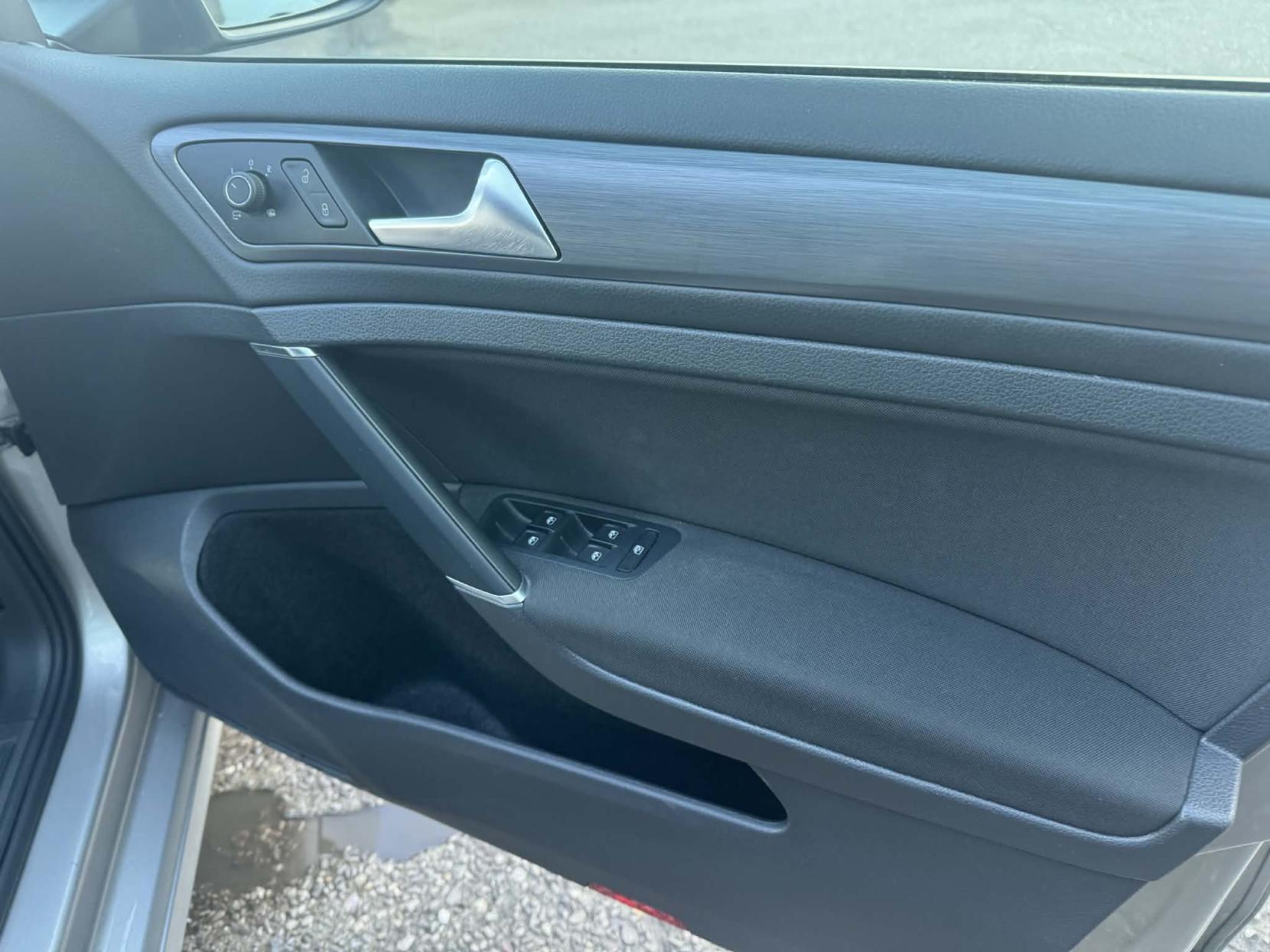 Volkswagen Golf 1.5 TSI EVO SE Estate 5dr Petrol Manual Euro 6 (s/s) (150 ps)