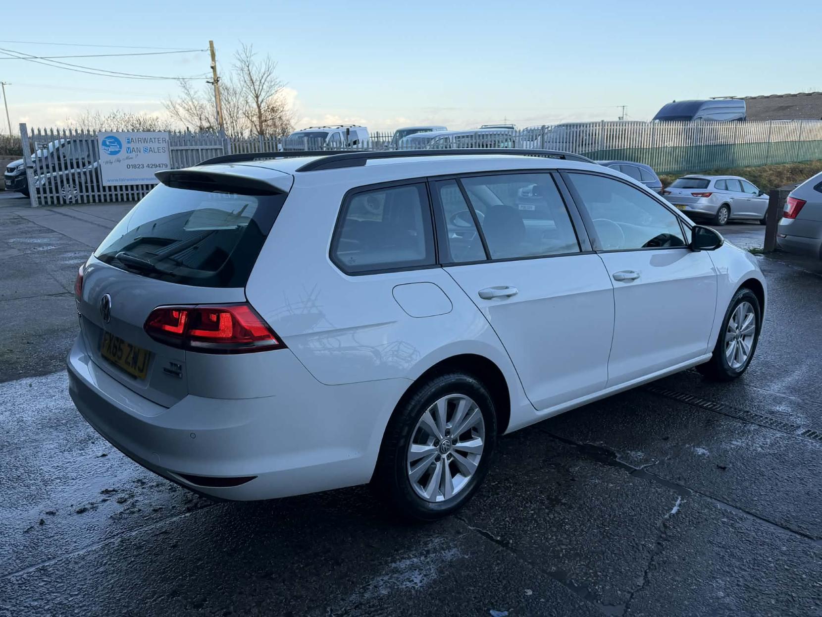 Volkswagen Golf 1.6 TDI BlueMotion Tech SE Estate 5dr Diesel Manual Euro 6 (s/s) (110 ps)