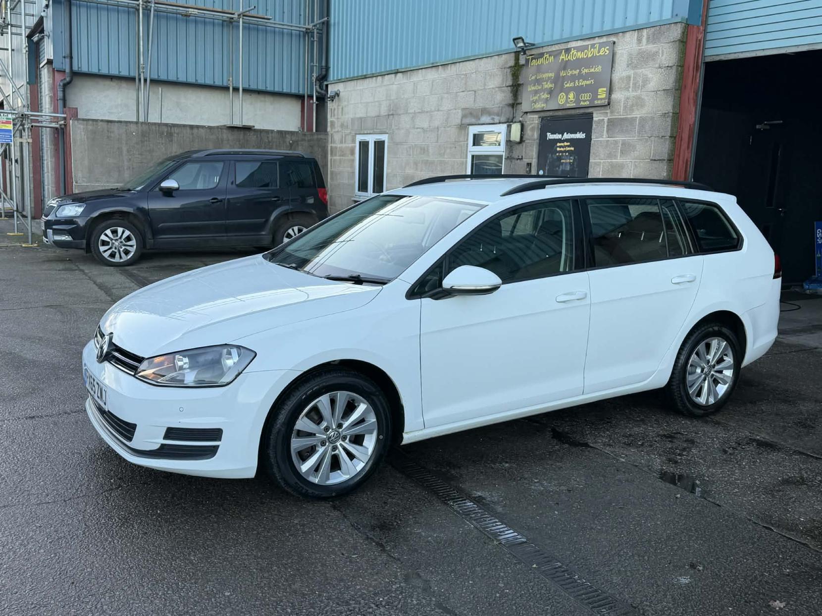 Volkswagen Golf 1.6 TDI BlueMotion Tech SE Estate 5dr Diesel Manual Euro 6 (s/s) (110 ps)