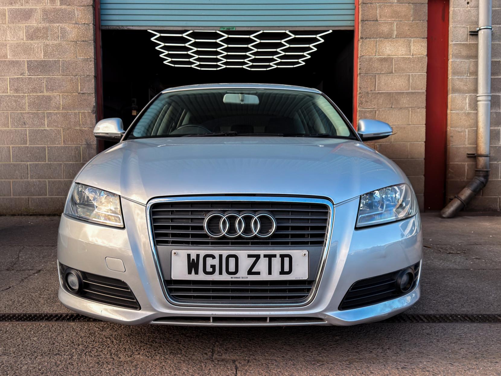 Audi A3 1.6 TDI Sport Sportback 5dr Diesel Manual Euro 5 (s/s) (105 ps)