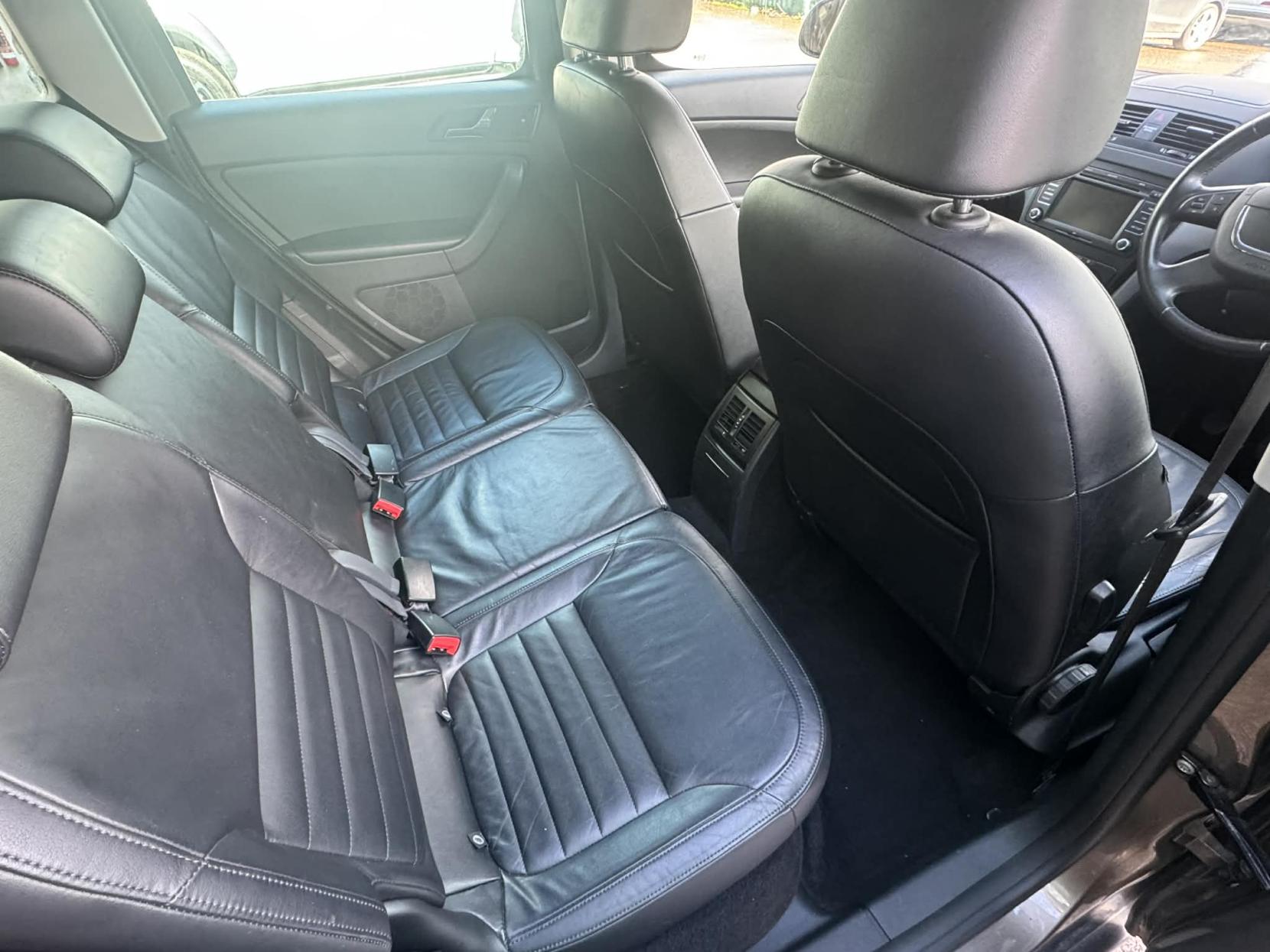 Skoda Yeti 2.0 TDI Elegance SUV 5dr Diesel Manual Euro 5 (110 ps)