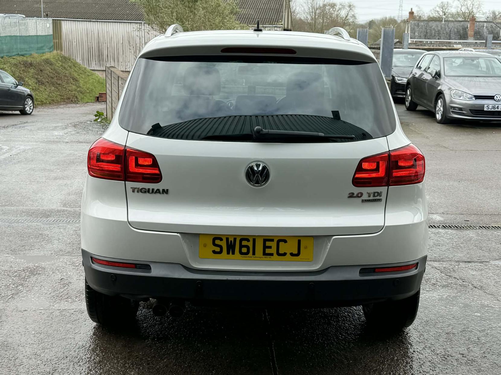 Volkswagen Tiguan 2.0 TDI BlueMotion Tech SE SUV 5dr Diesel DSG 4WD Euro 5 (s/s) (140 ps)