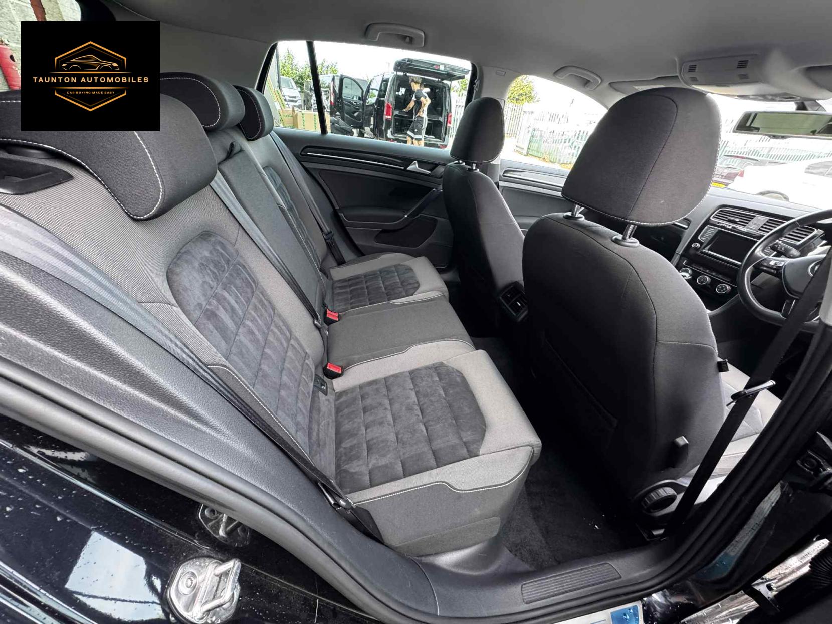 Volkswagen Golf 2.0 TDI BlueMotion Tech GT Hatchback 5dr Diesel Manual Euro 5 (s/s) (150 ps)
