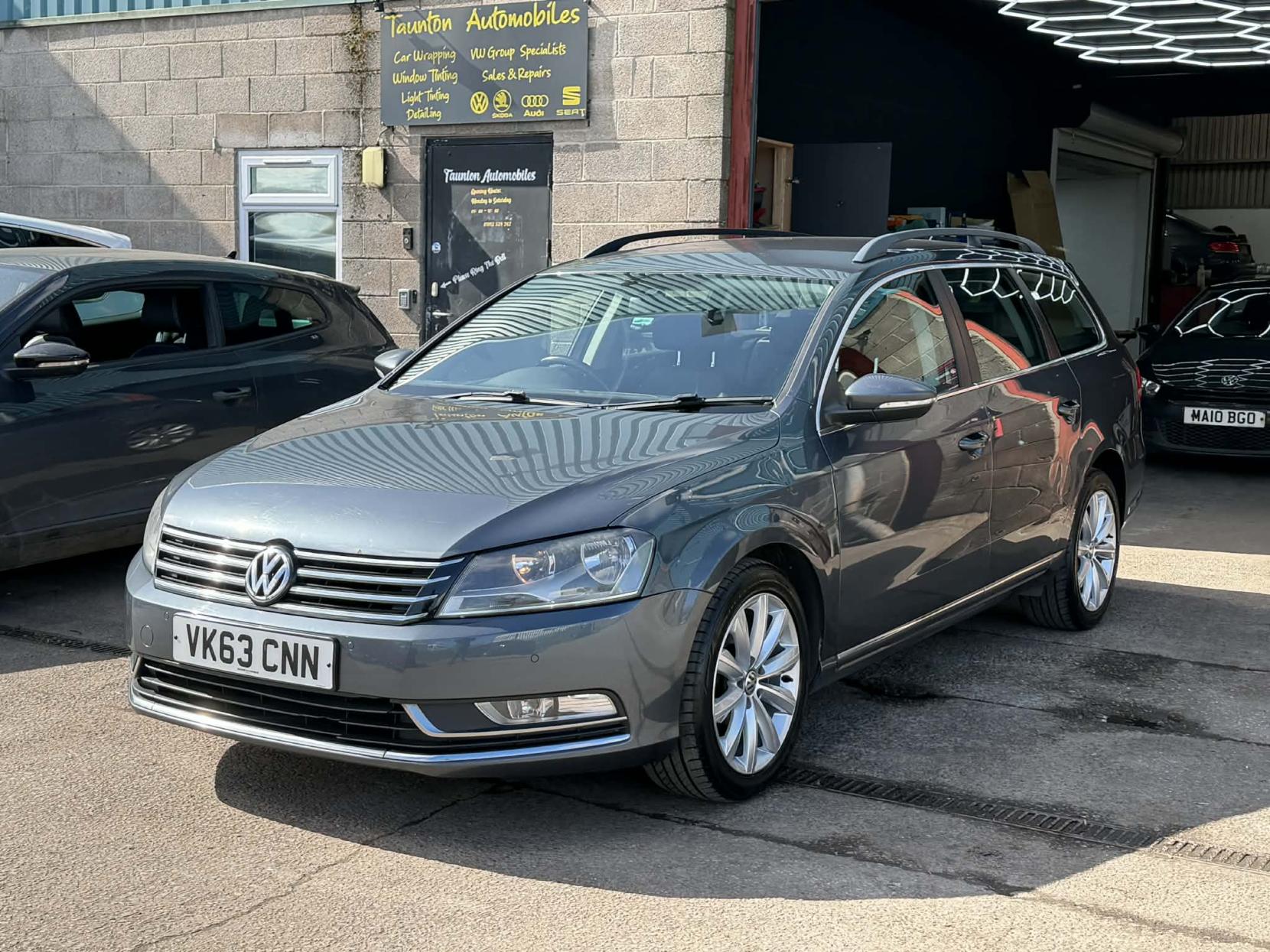 Volkswagen Passat 2.0 TDI BlueMotion Tech Highline Estate 5dr Diesel Manual Euro 5 (s/s) (140 ps)