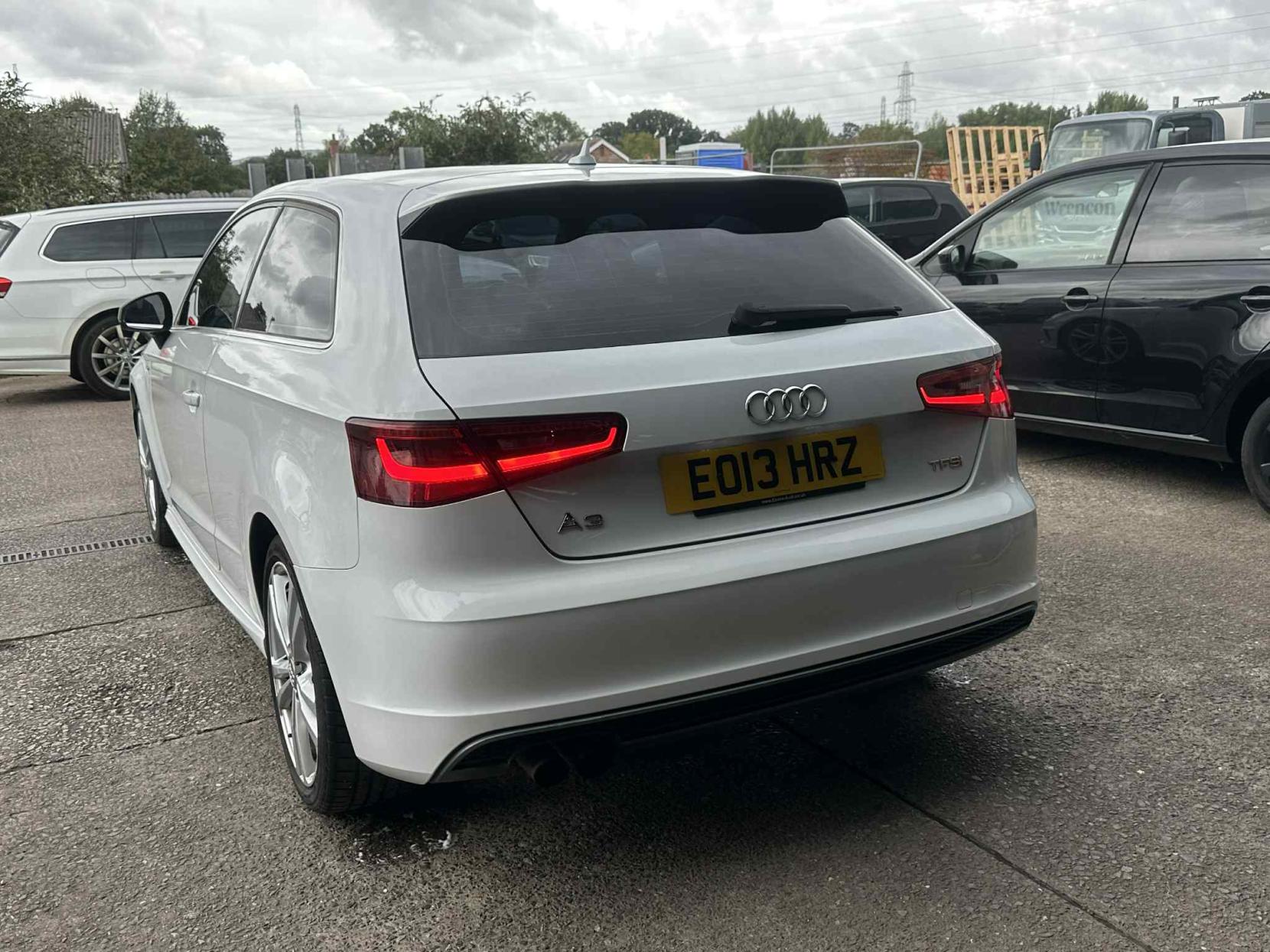 Audi A3 1.4 TFSI S line Hatchback 3dr Petrol Manual Euro 5 (s/s) (122 ps)