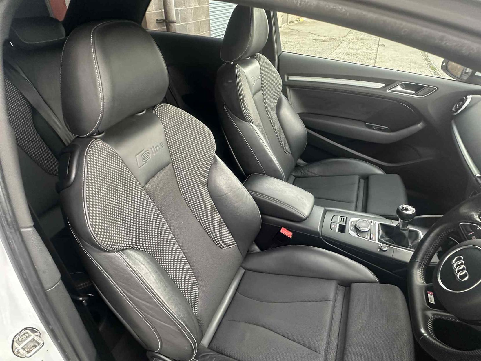 Audi A3 1.4 TFSI S line Hatchback 3dr Petrol Manual Euro 5 (s/s) (122 ps)