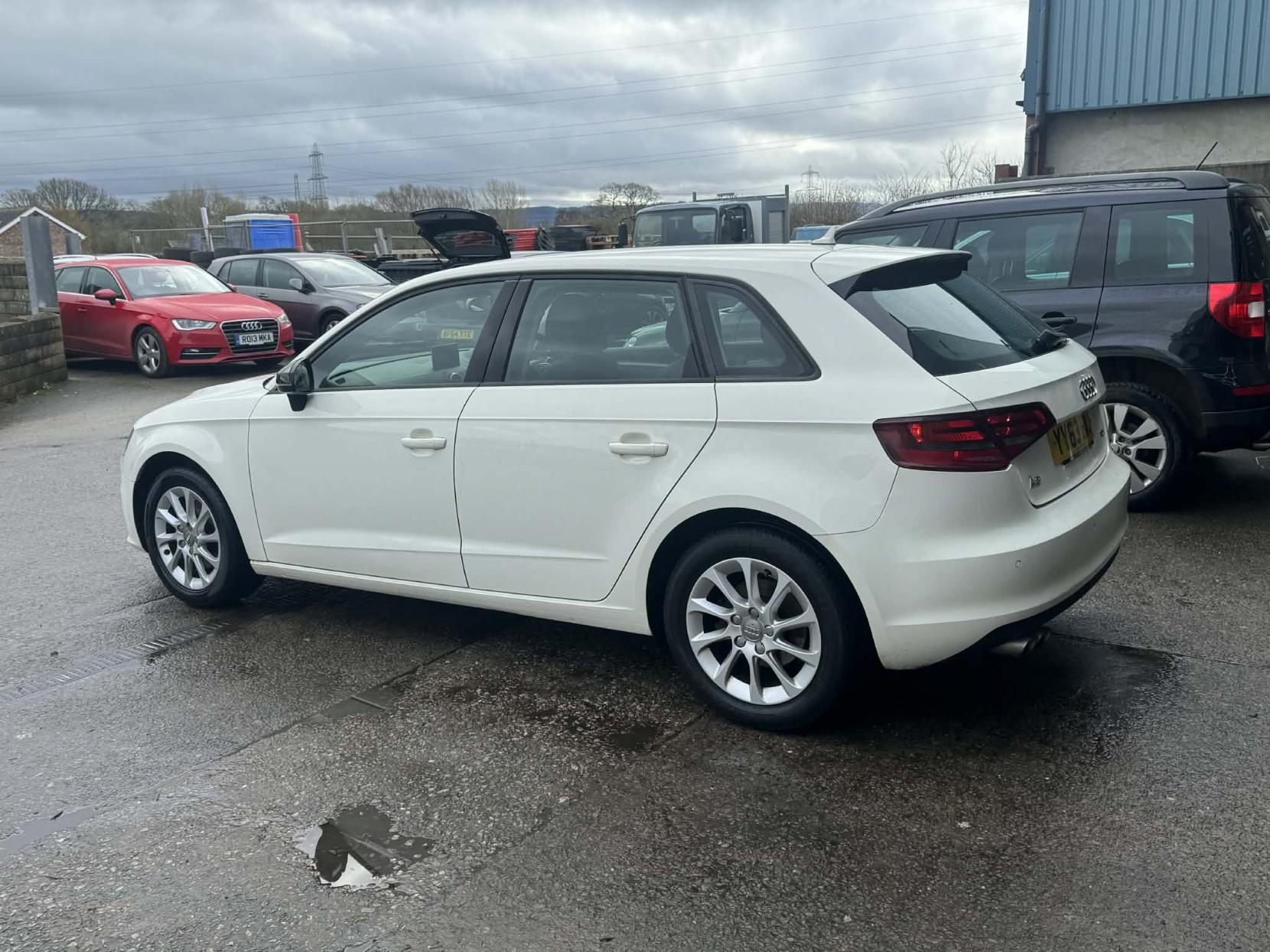 Audi A3 2.0 TDI SE Sportback 5dr Diesel Manual Euro 5 (s/s) (150 ps)