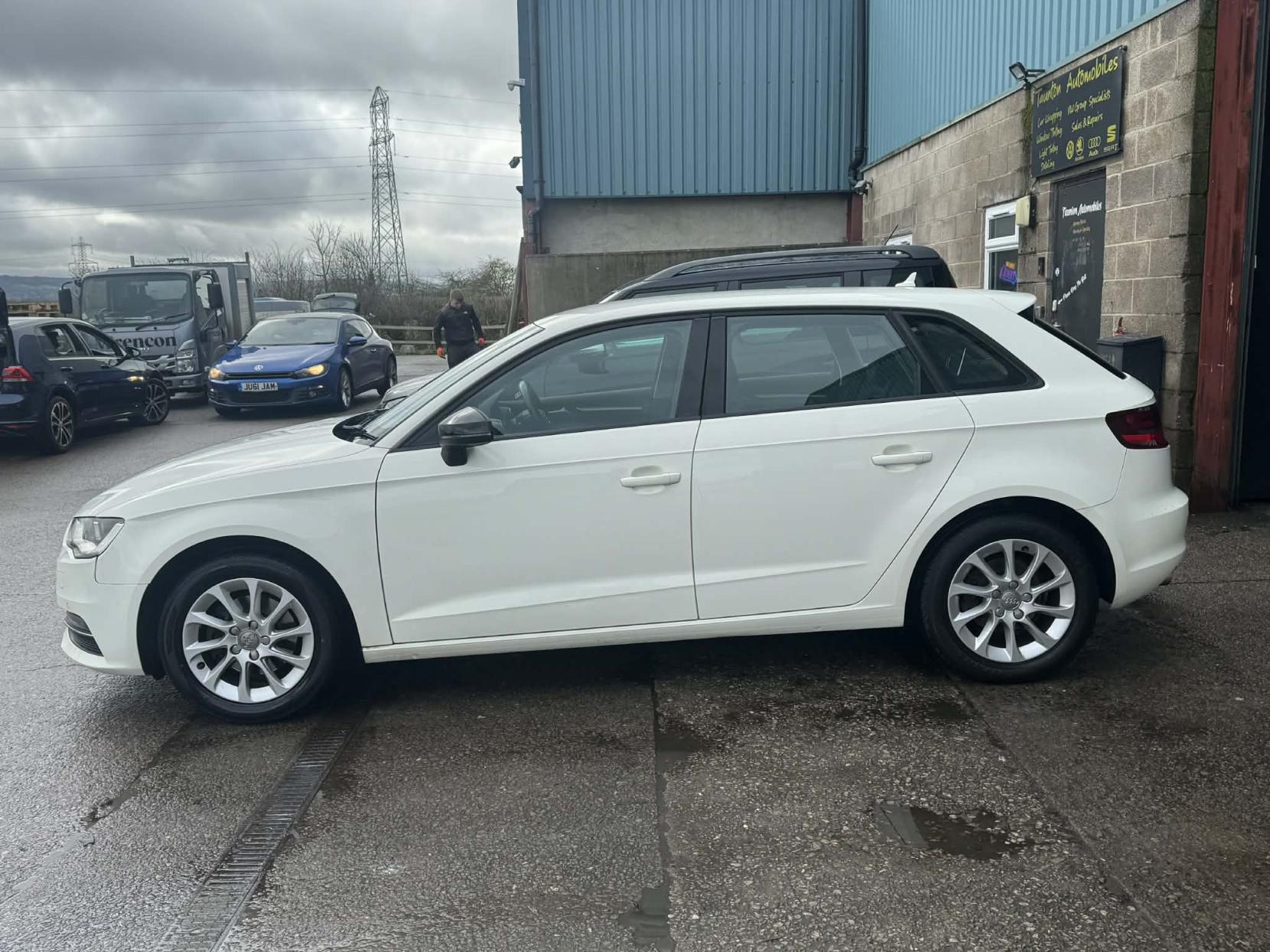 Audi A3 2.0 TDI SE Sportback 5dr Diesel Manual Euro 5 (s/s) (150 ps)