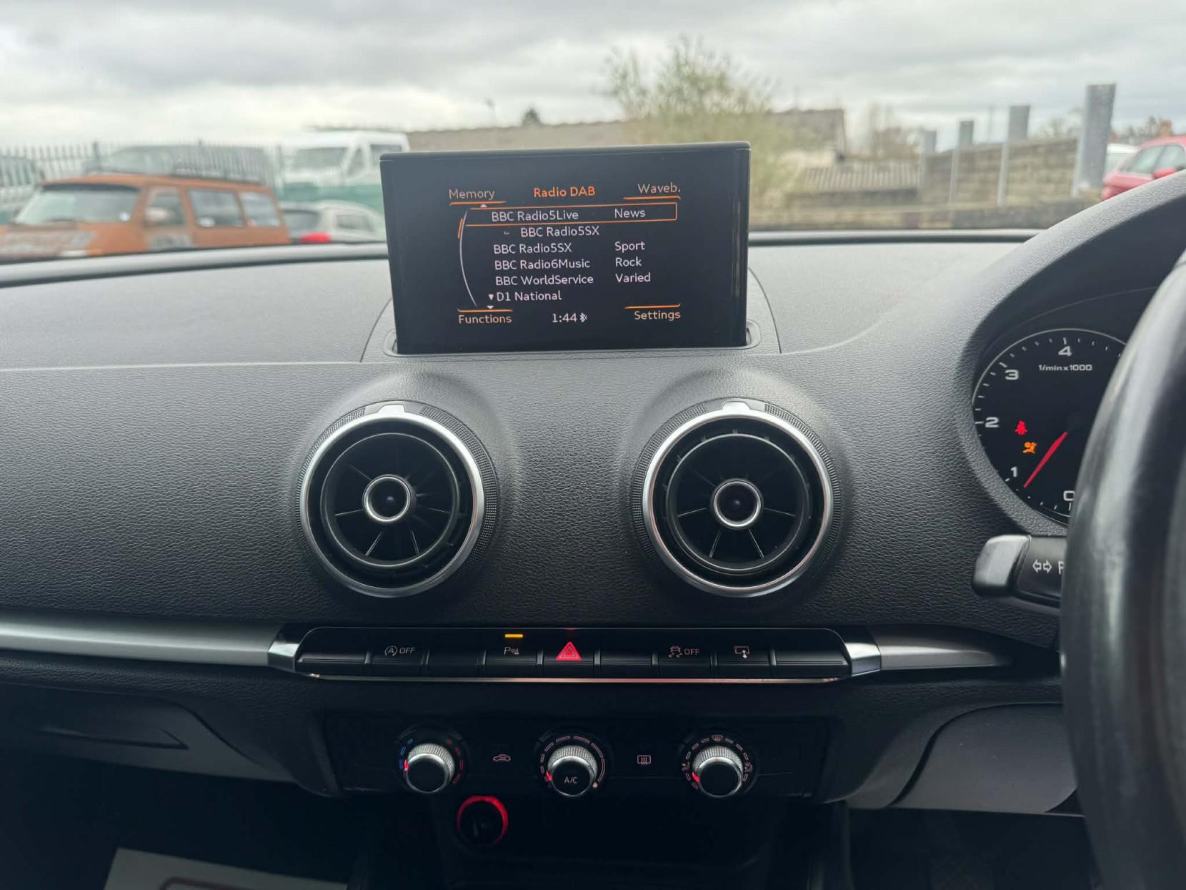 Audi A3 2.0 TDI SE Sportback 5dr Diesel Manual Euro 5 (s/s) (150 ps)