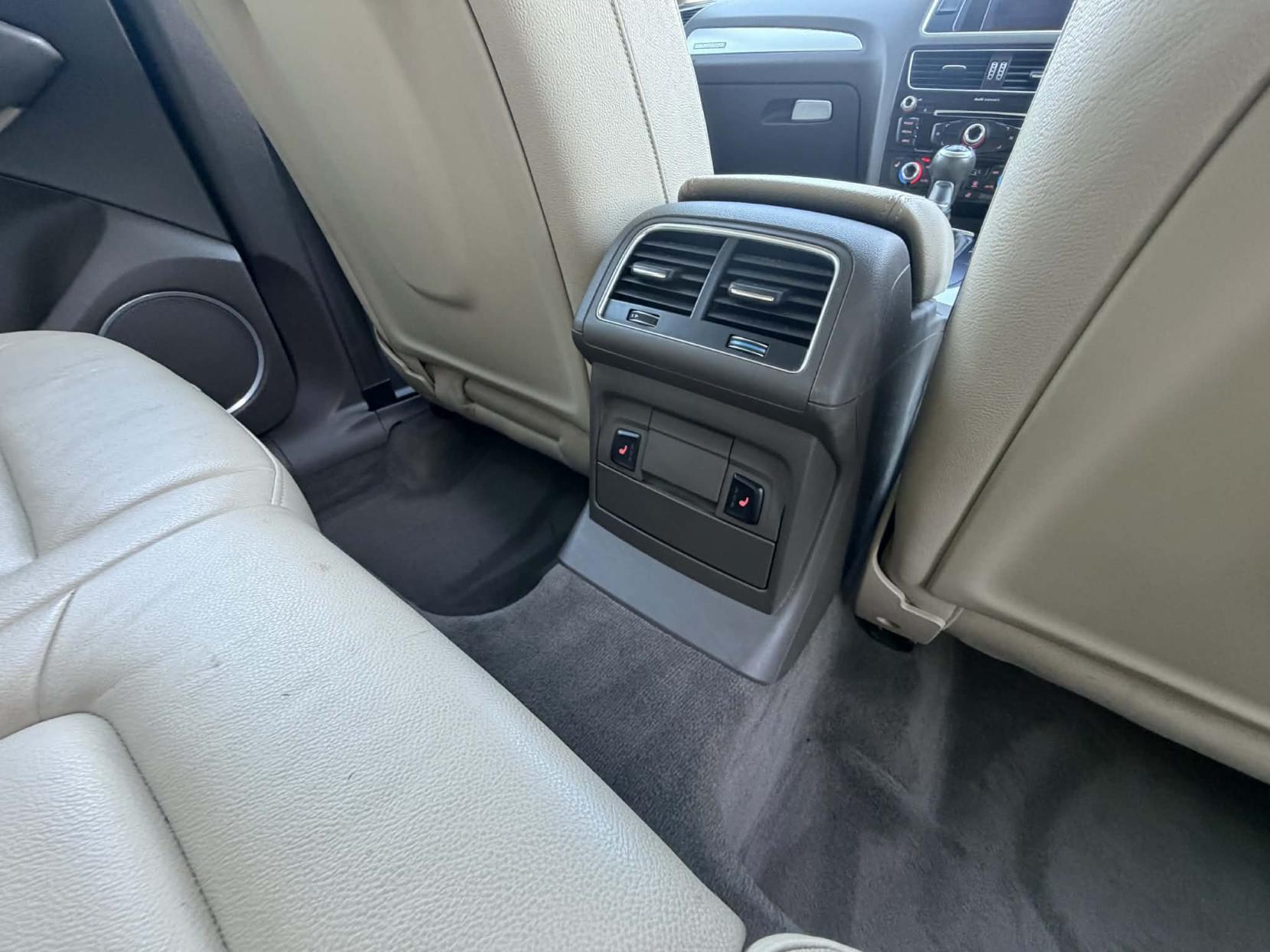 Audi Q5 2.0 TDI SE SUV 5dr Diesel Manual quattro Euro 5 (s/s) (177 ps)