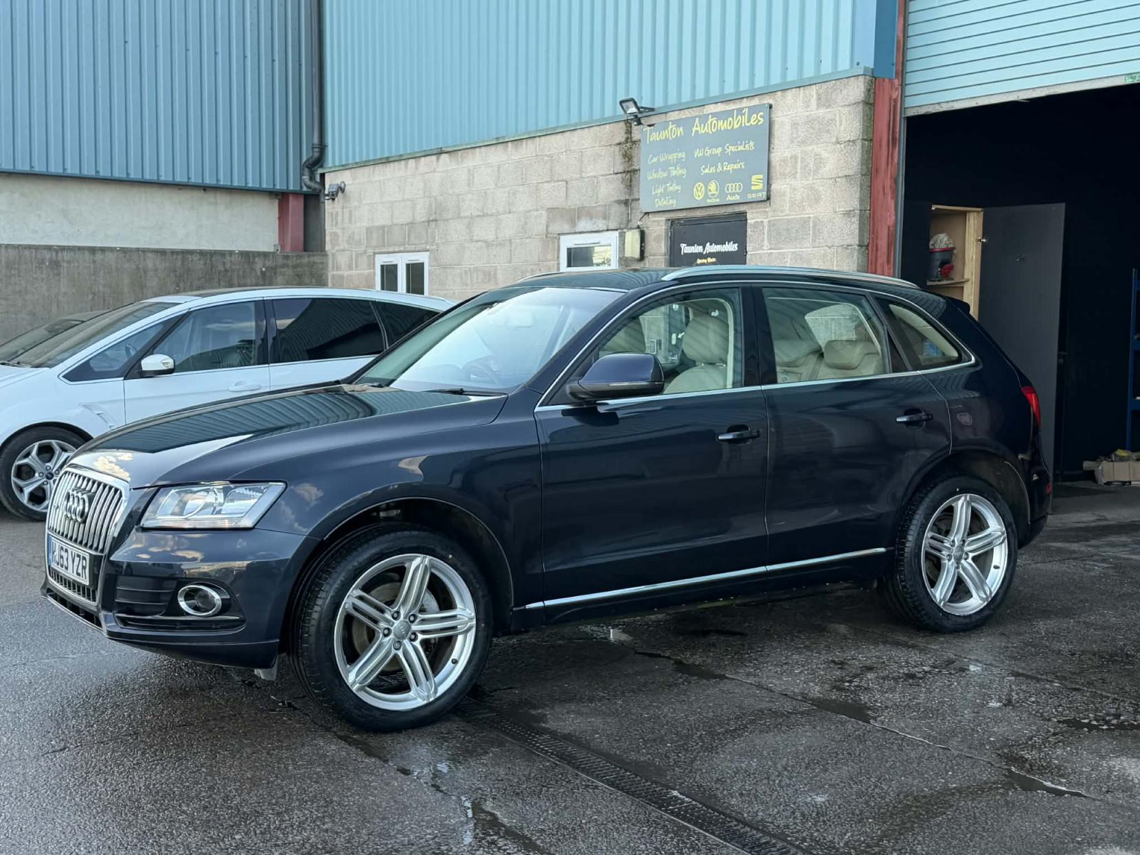 Audi Q5 2.0 TDI SE SUV 5dr Diesel Manual quattro Euro 5 (s/s) (177 ps)