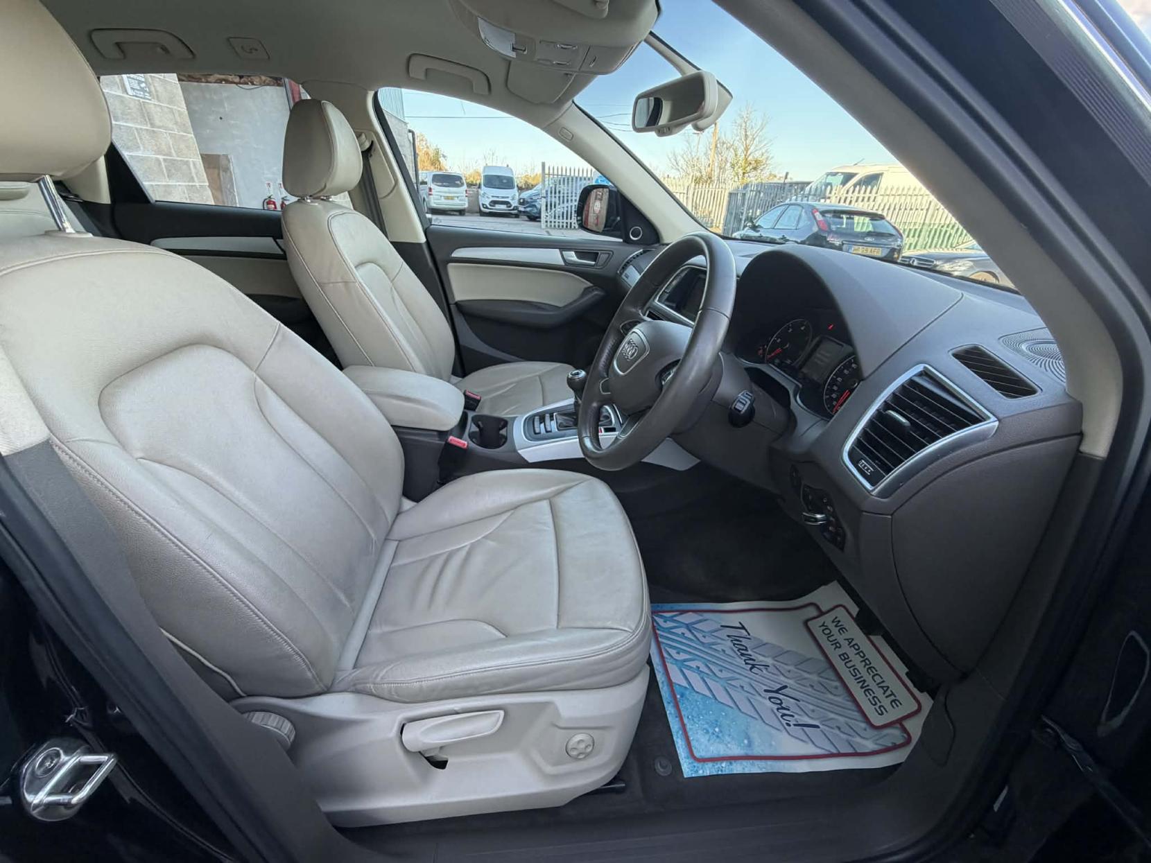 Audi Q5 2.0 TDI SE SUV 5dr Diesel Manual quattro Euro 5 (s/s) (177 ps)