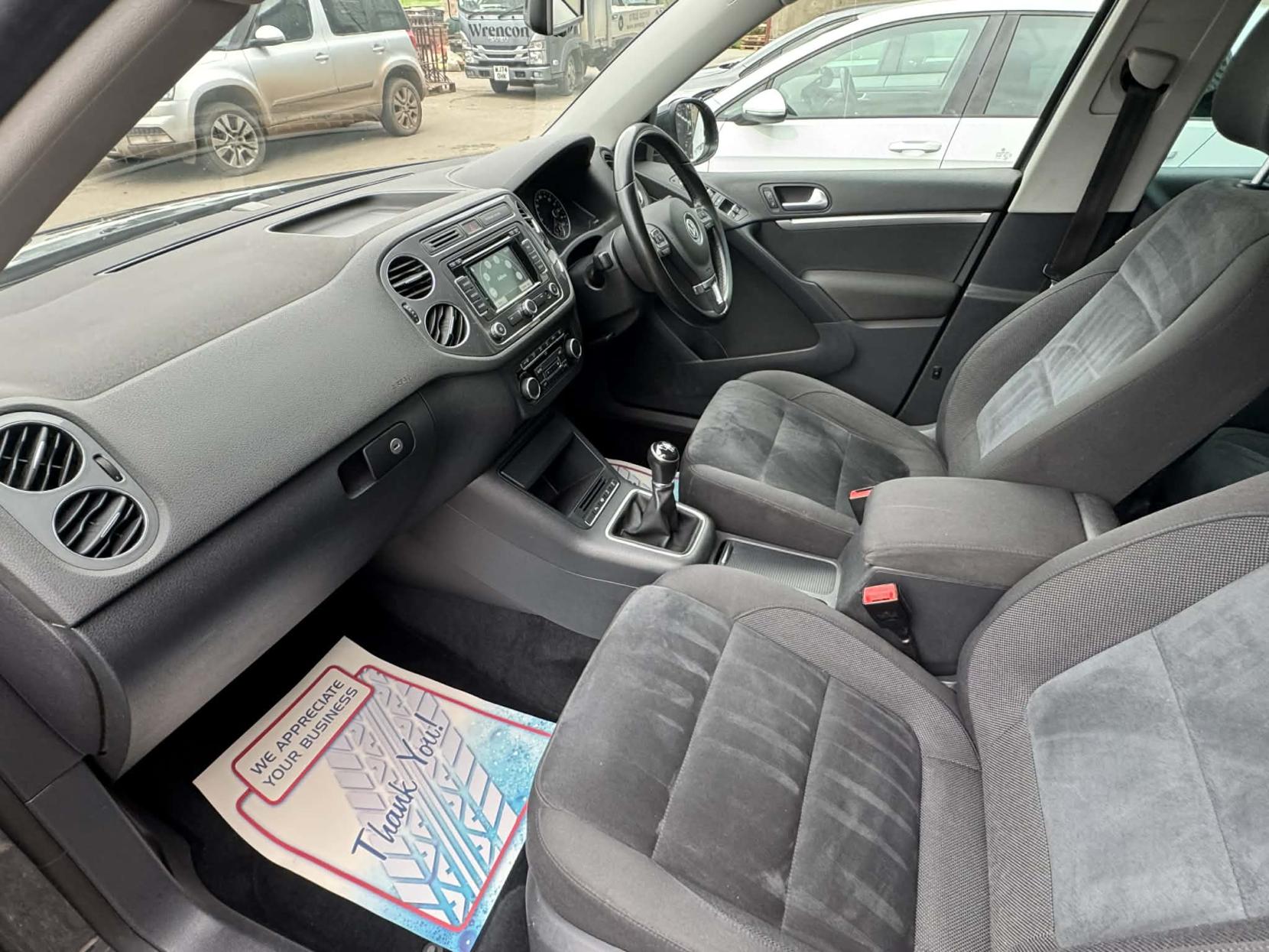 Volkswagen Tiguan 2.0 TDI BlueMotion Tech Match SUV 5dr Diesel Manual 2WD Euro 5 (s/s) (140 ps)