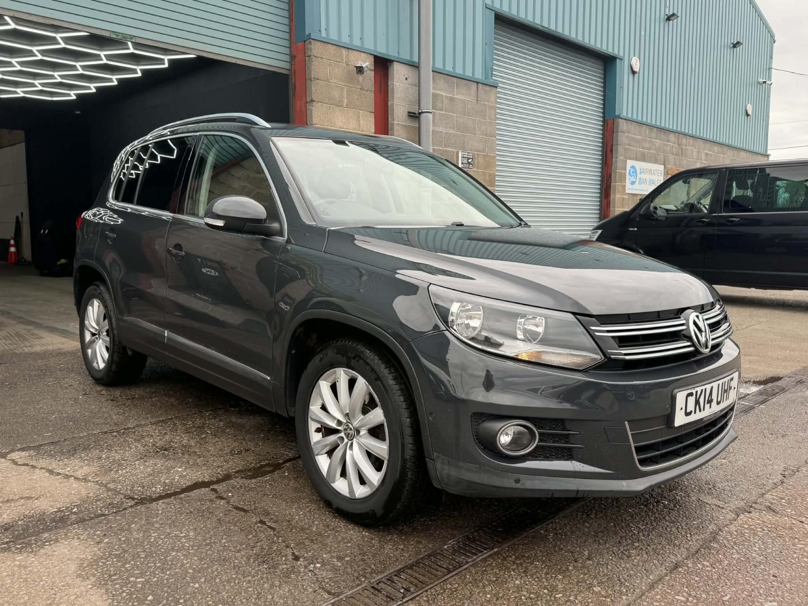 Volkswagen Tiguan 2.0 TDI BlueMotion Tech Match SUV 5dr Diesel Manual 2WD Euro 5 (s/s) (140 ps)