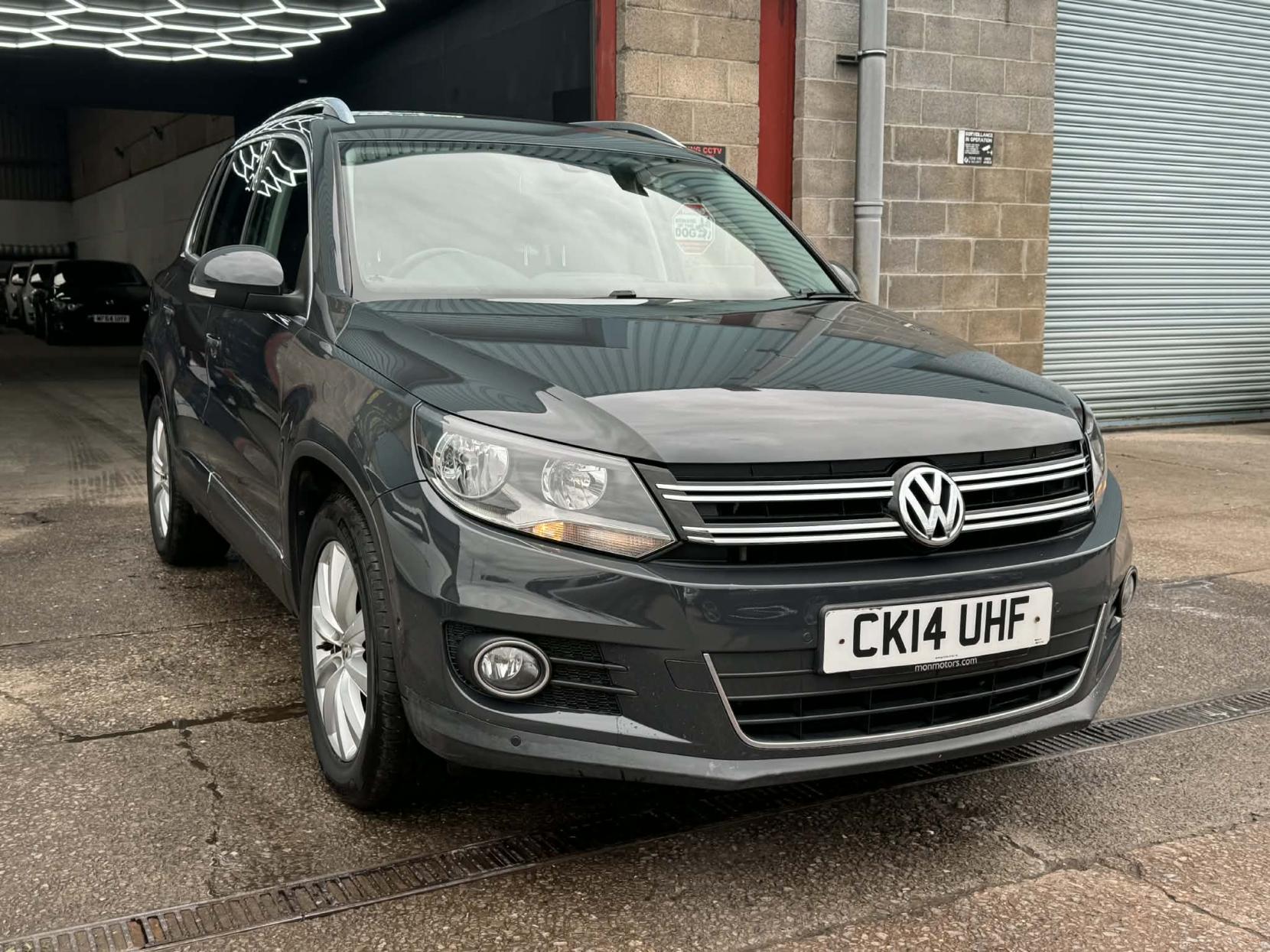 Volkswagen Tiguan 2.0 TDI BlueMotion Tech Match SUV 5dr Diesel Manual 2WD Euro 5 (s/s) (140 ps)