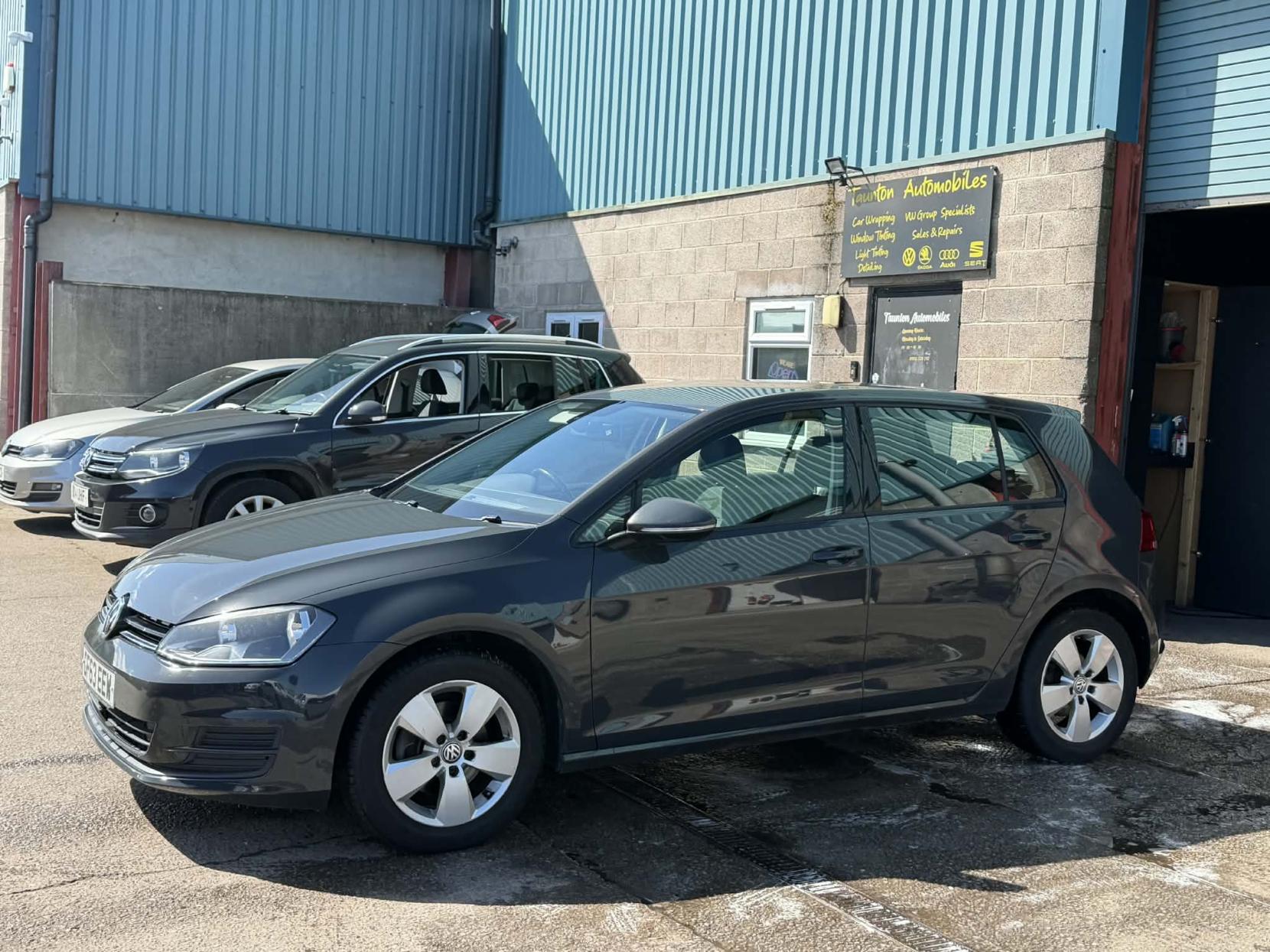 Volkswagen Golf 1.4 TSI BlueMotion Tech SE Hatchback 5dr Petrol Manual Euro 5 (s/s) (122 ps)