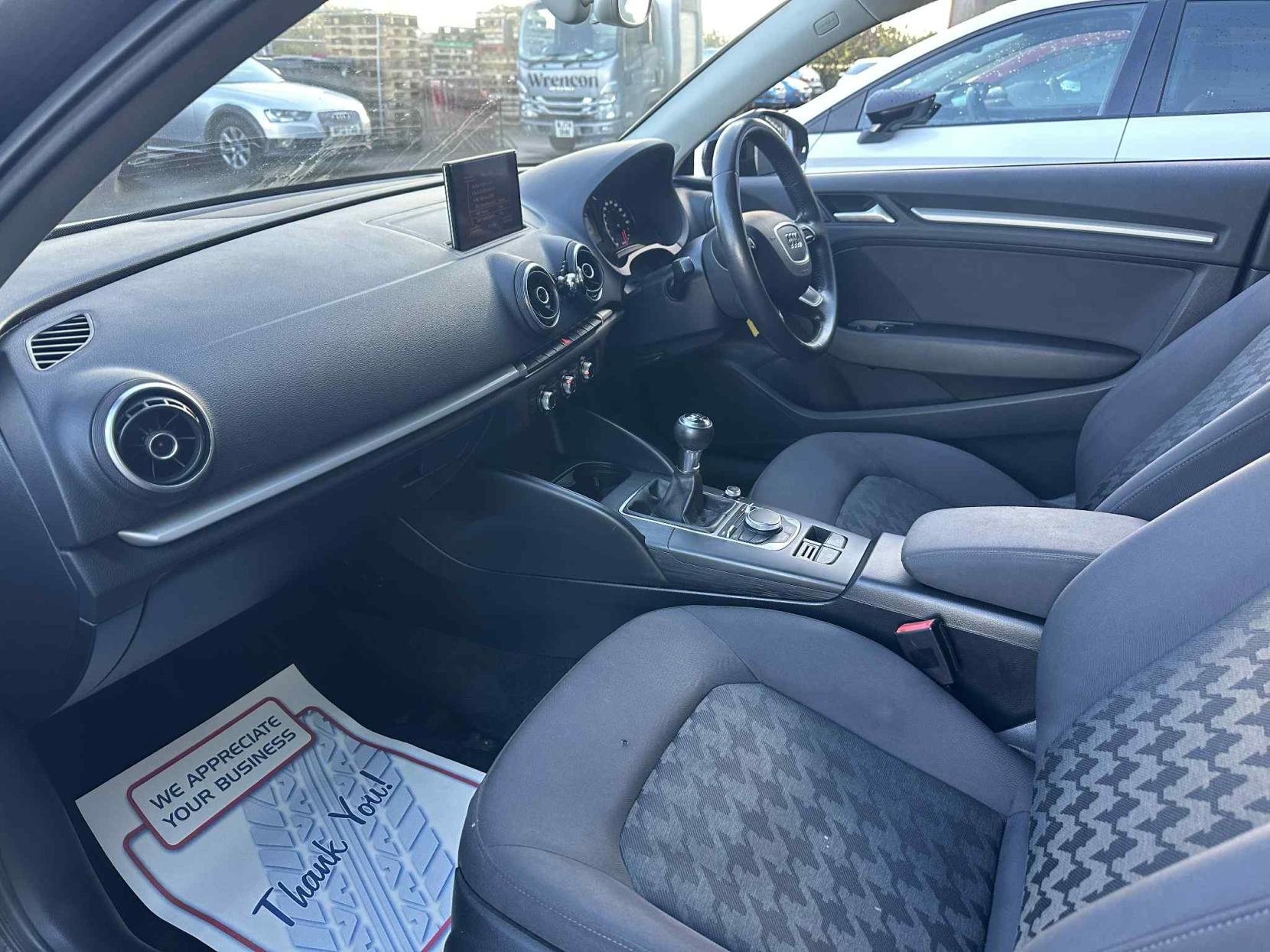 Audi A3 1.4 TFSI SE Hatchback 3dr Petrol Manual Euro 5 (s/s) (122 ps)