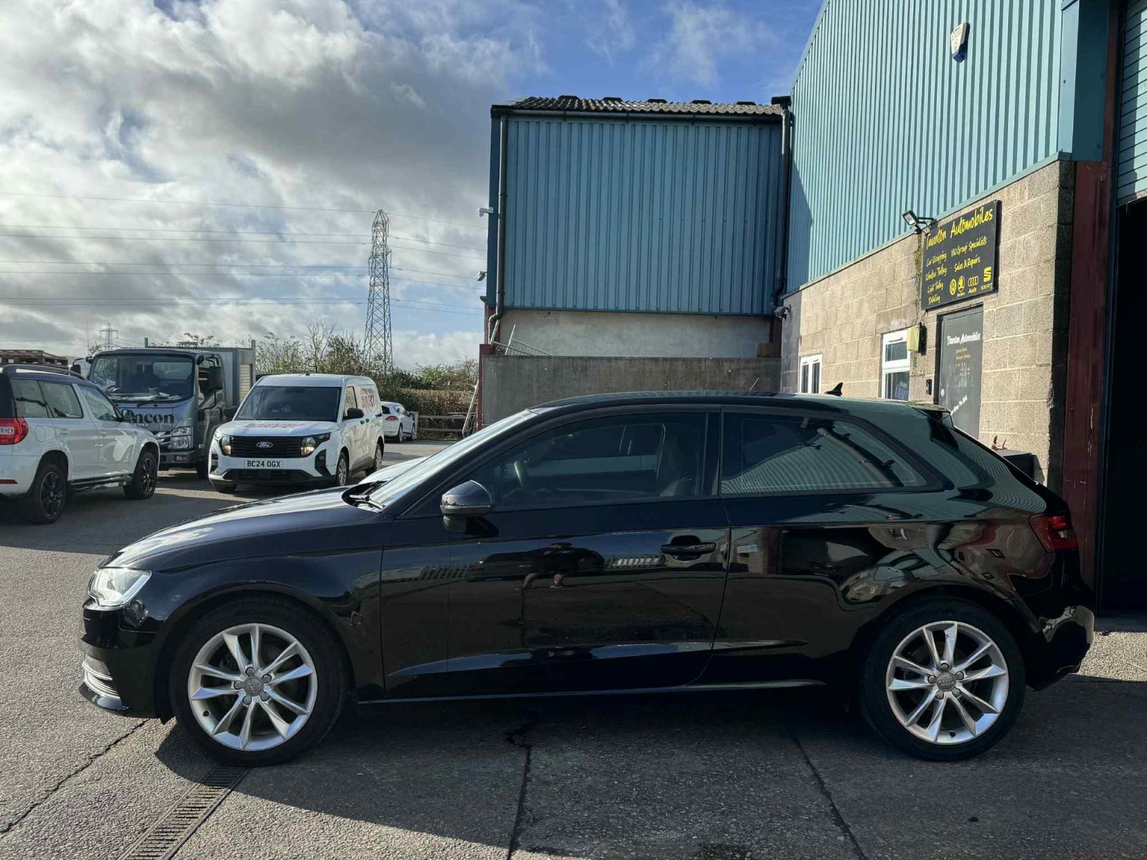 Audi A3 1.4 TFSI SE Hatchback 3dr Petrol Manual Euro 5 (s/s) (122 ps)