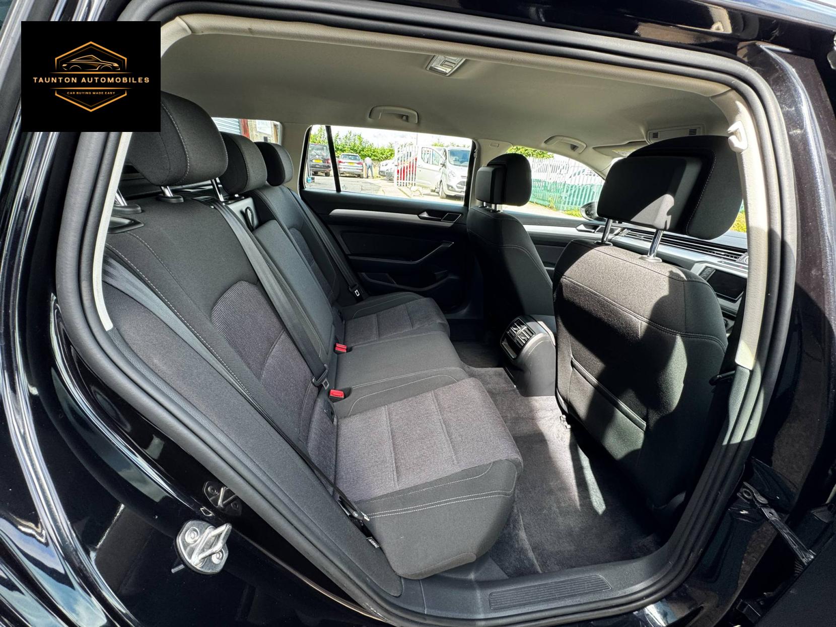 Volkswagen Passat 2.0 TDI BlueMotion Tech SE Estate 5dr Diesel DSG Euro 6 (s/s) (150 ps)