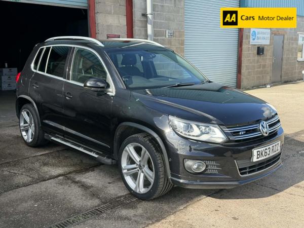 Volkswagen Tiguan 2.0 TDI BlueMotion Tech R-Line SUV 5dr Diesel Manual 4WD Euro 5 (s/s) (140 ps)