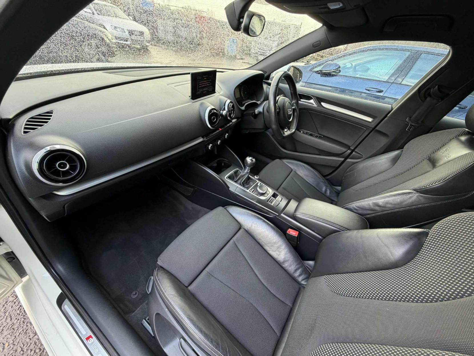 Audi A3 1.6 TDI S line Sportback 5dr Diesel Manual Euro 5 (s/s) (105 ps)