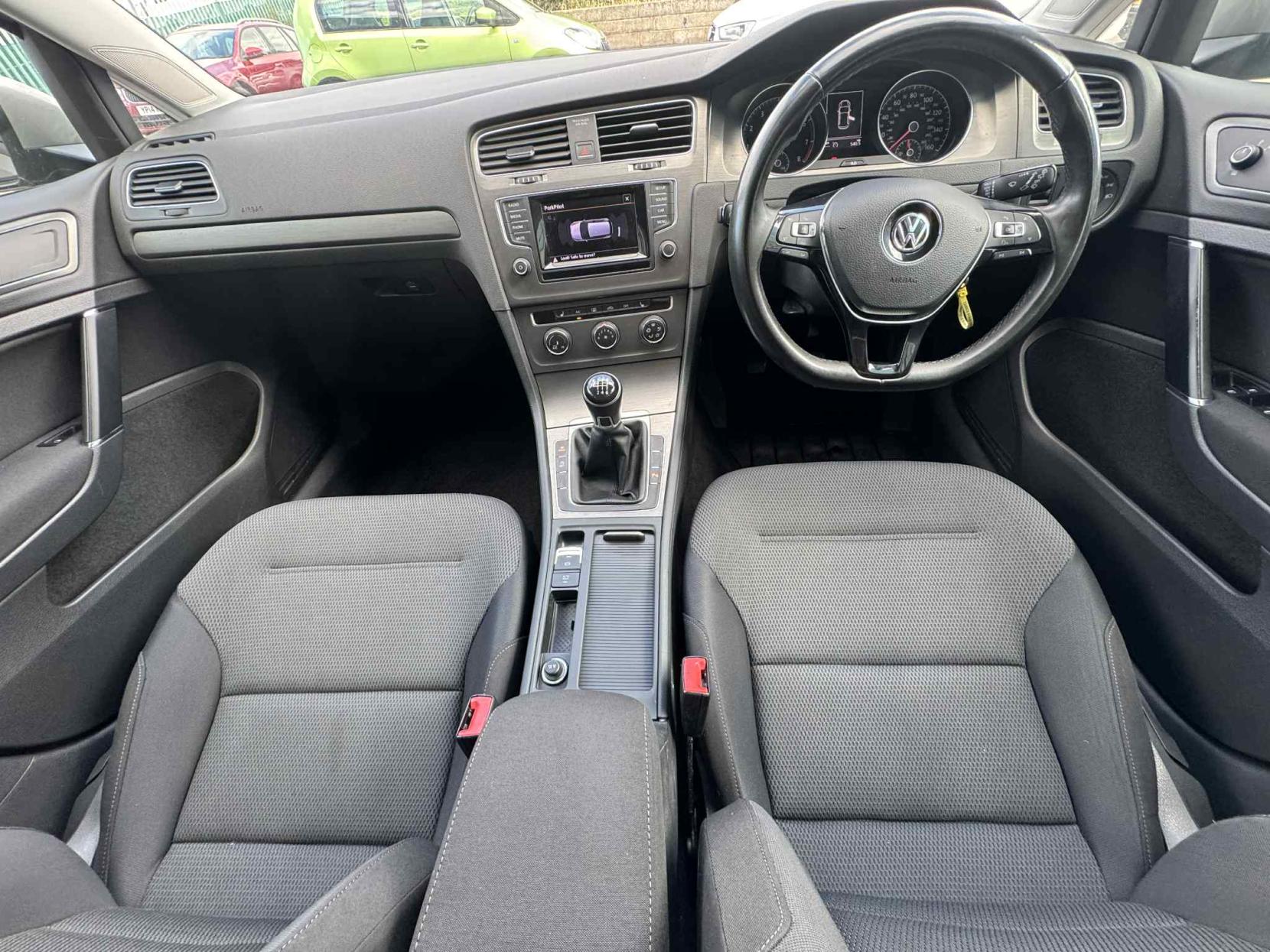 Volkswagen Golf 1.4 TSI BlueMotion Tech SE Hatchback 5dr Petrol Manual Euro 5 (s/s) (122 ps)