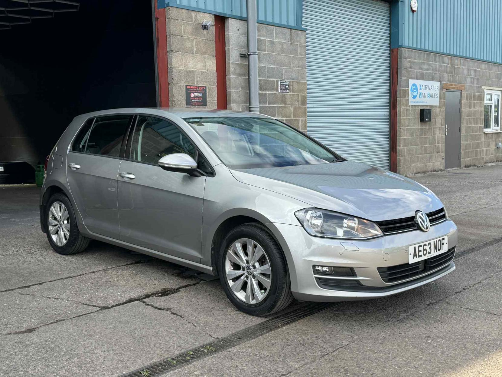 Volkswagen Golf 1.4 TSI BlueMotion Tech SE Hatchback 5dr Petrol Manual Euro 5 (s/s) (122 ps)