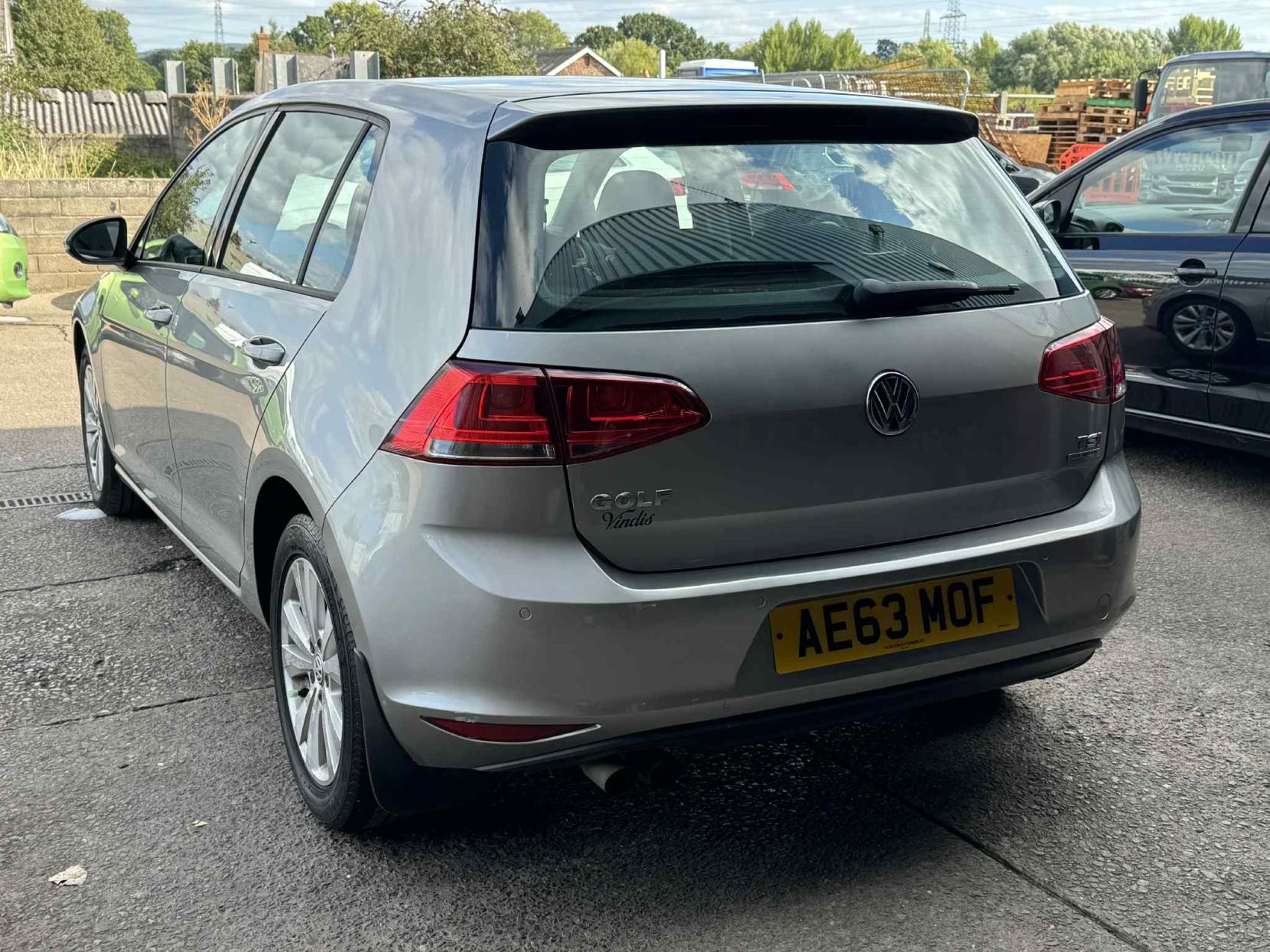 Volkswagen Golf 1.4 TSI BlueMotion Tech SE Hatchback 5dr Petrol Manual Euro 5 (s/s) (122 ps)