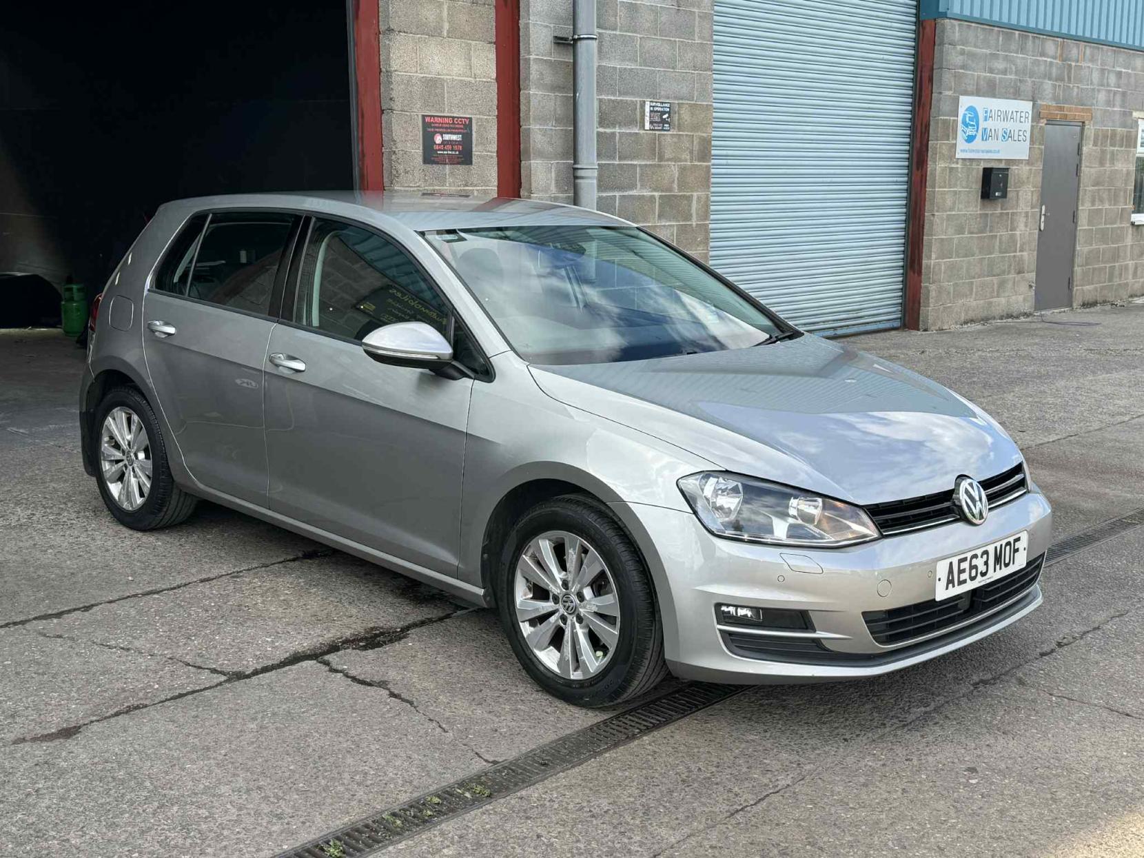 Volkswagen Golf 1.4 TSI BlueMotion Tech SE Hatchback 5dr Petrol Manual Euro 5 (s/s) (122 ps)