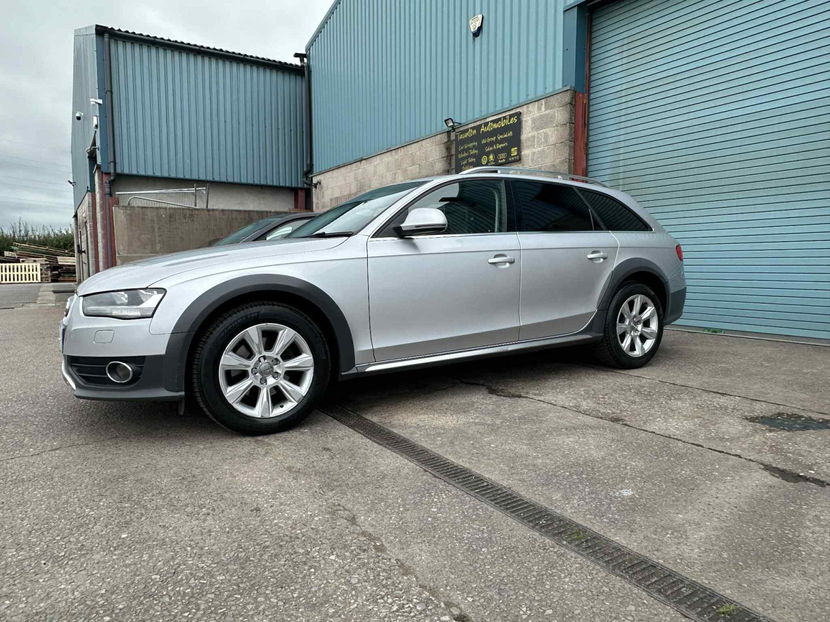 Audi A4 Allroad 2.0 TDI Estate 5dr Diesel Manual quattro Euro 5 (s/s) (177 ps)