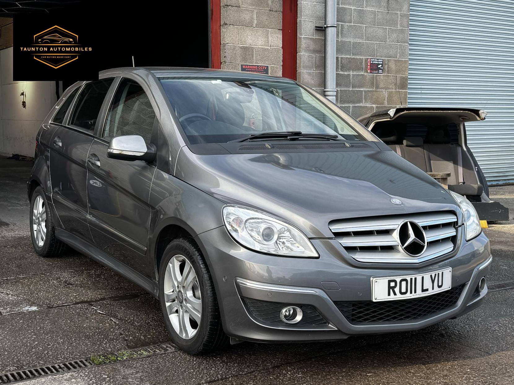 Mercedes-Benz B Class 1.7 B180 SE MPV 5dr Petrol CVT (173 g/km, 116 bhp)