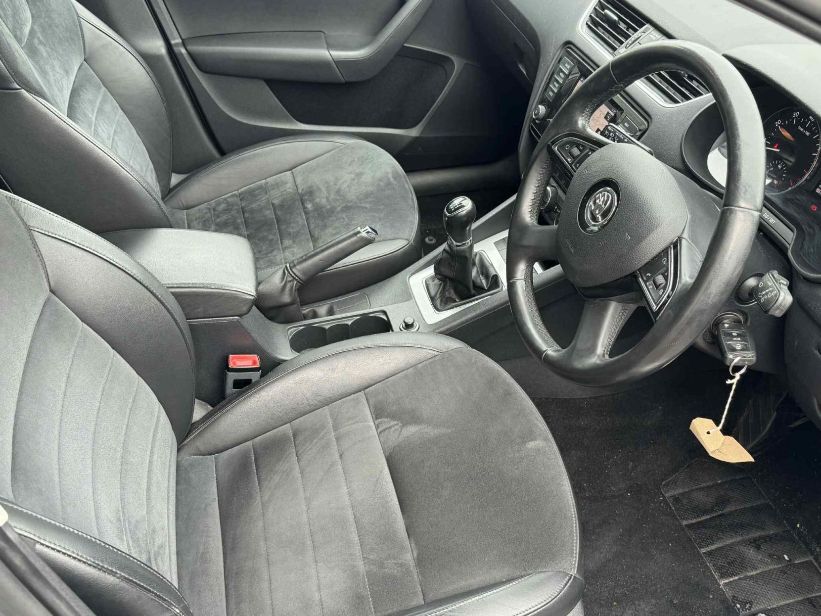 Skoda Octavia 1.4 TSI Elegance Hatchback 5dr Petrol Manual Euro 5 (s/s) (140 ps)