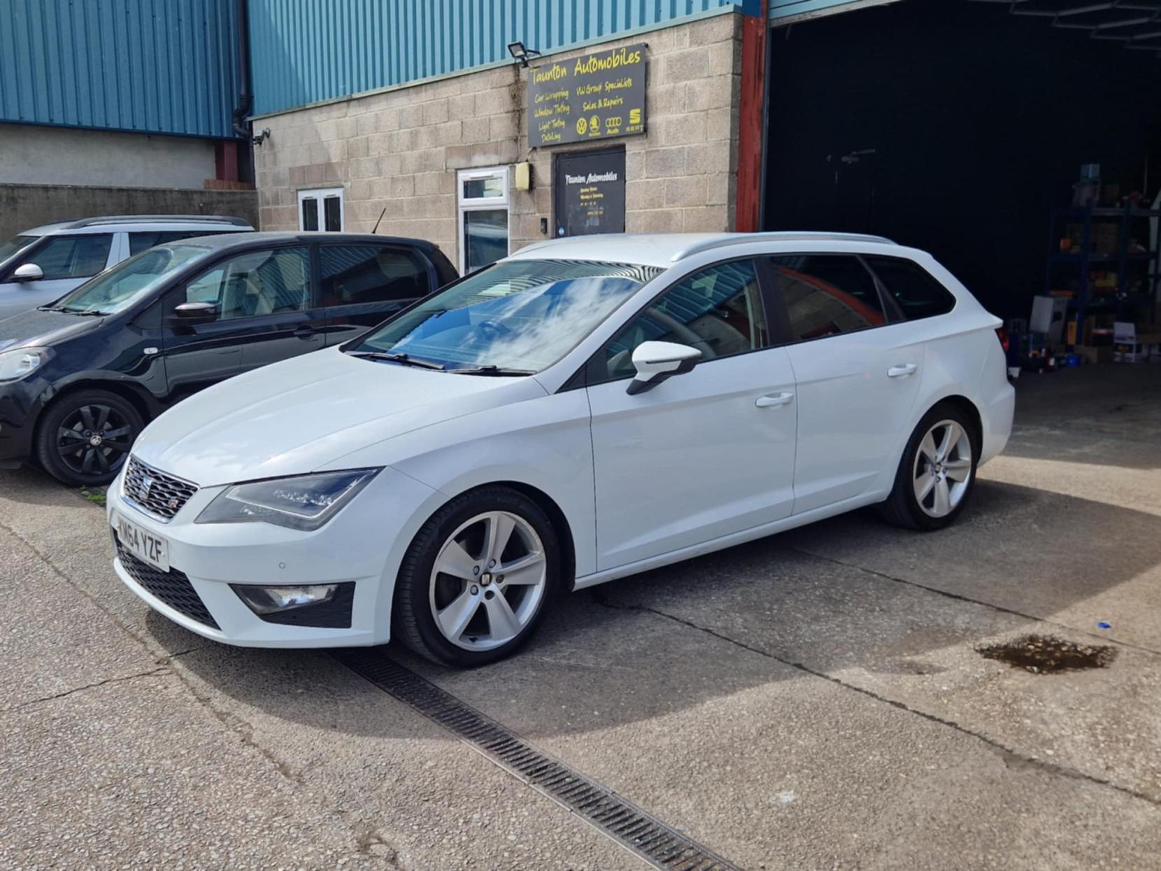 SEAT Leon 1.4 TSI ACT FR Sport Tourer 5dr Petrol Manual Euro 6 (s/s) (150 ps)