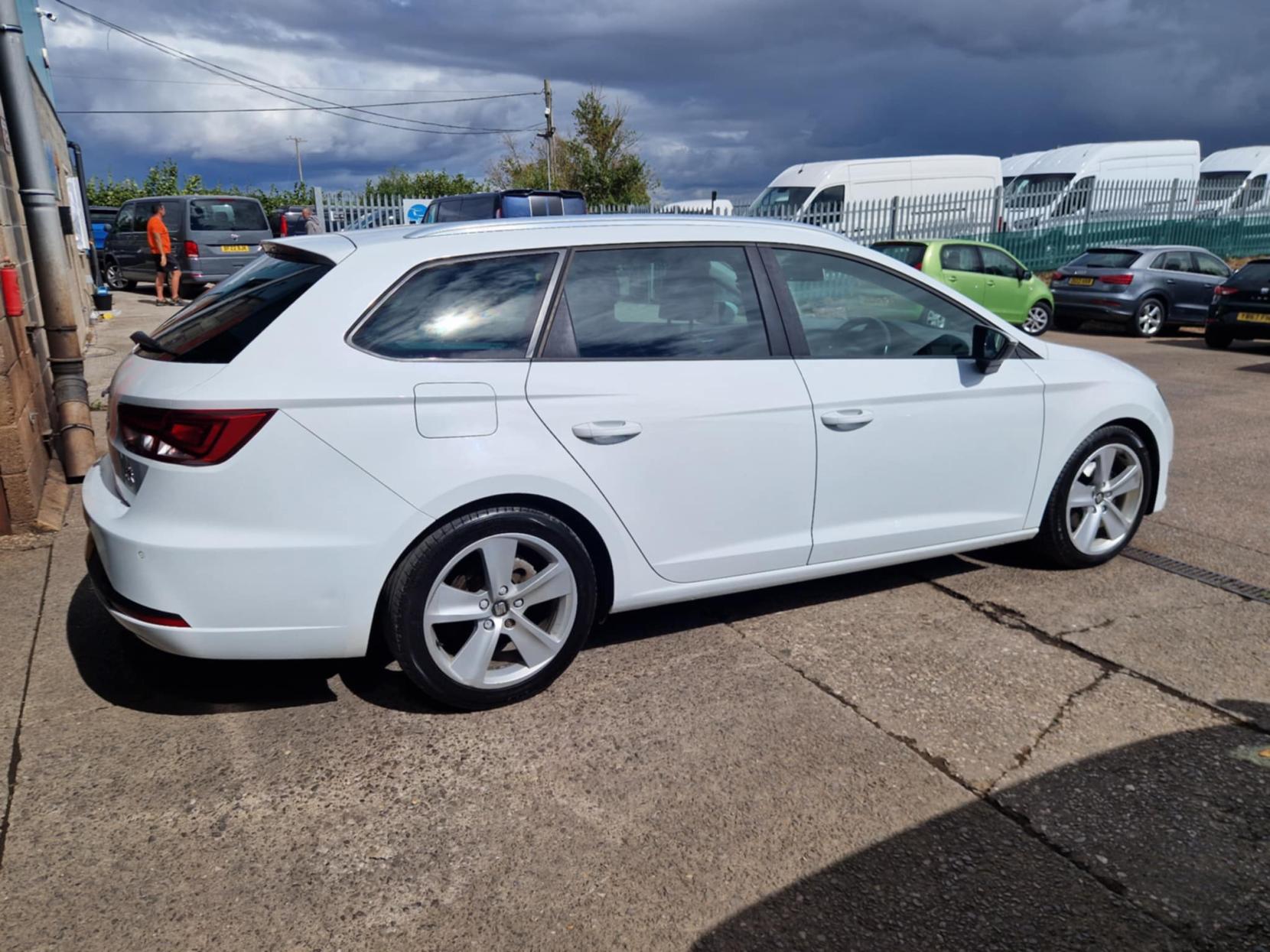 SEAT Leon 1.4 TSI ACT FR Sport Tourer 5dr Petrol Manual Euro 6 (s/s) (150 ps)