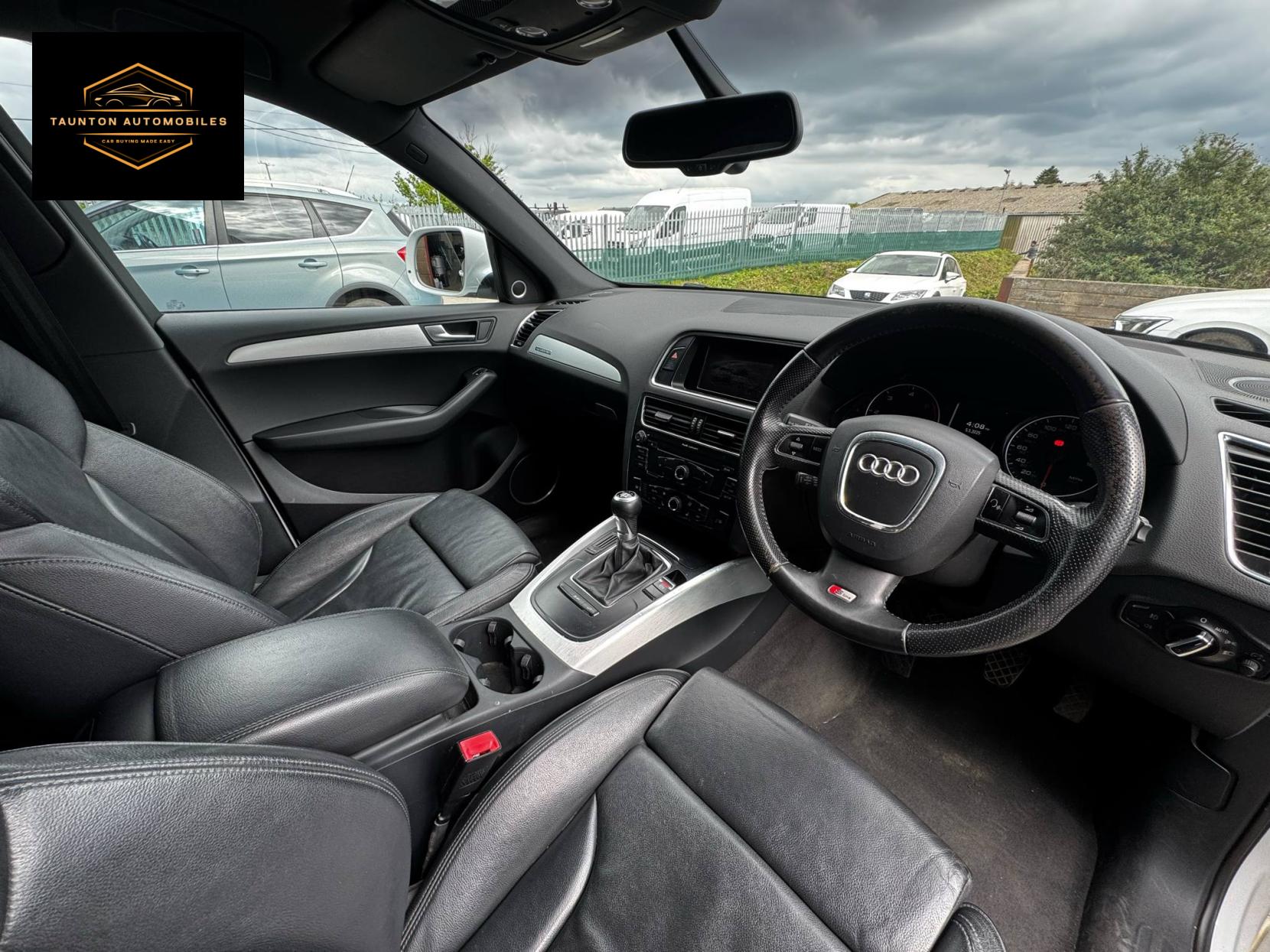 Audi Q5 2.0 TDI S line SUV 5dr Diesel Manual quattro Euro 5 (s/s) (170 ps)
