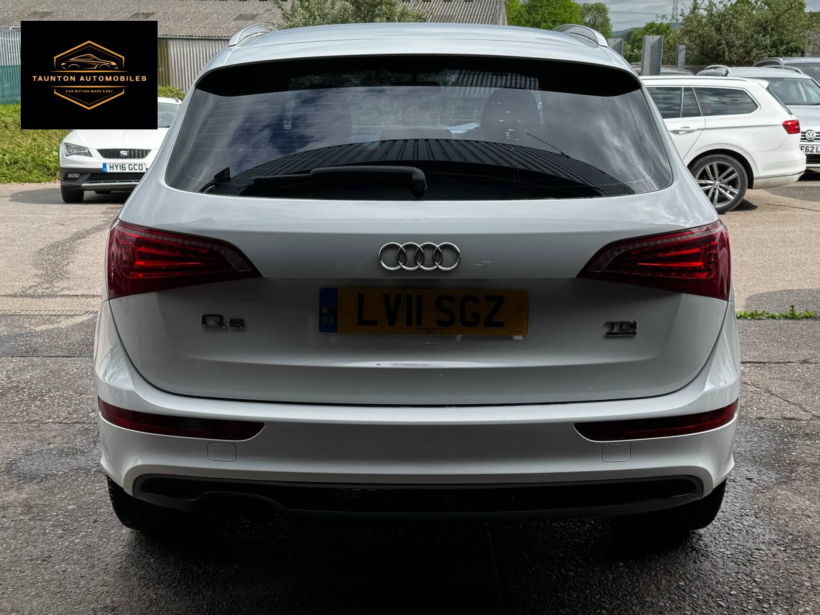 Audi Q5 2.0 TDI S line SUV 5dr Diesel Manual quattro Euro 5 (s/s) (170 ps)